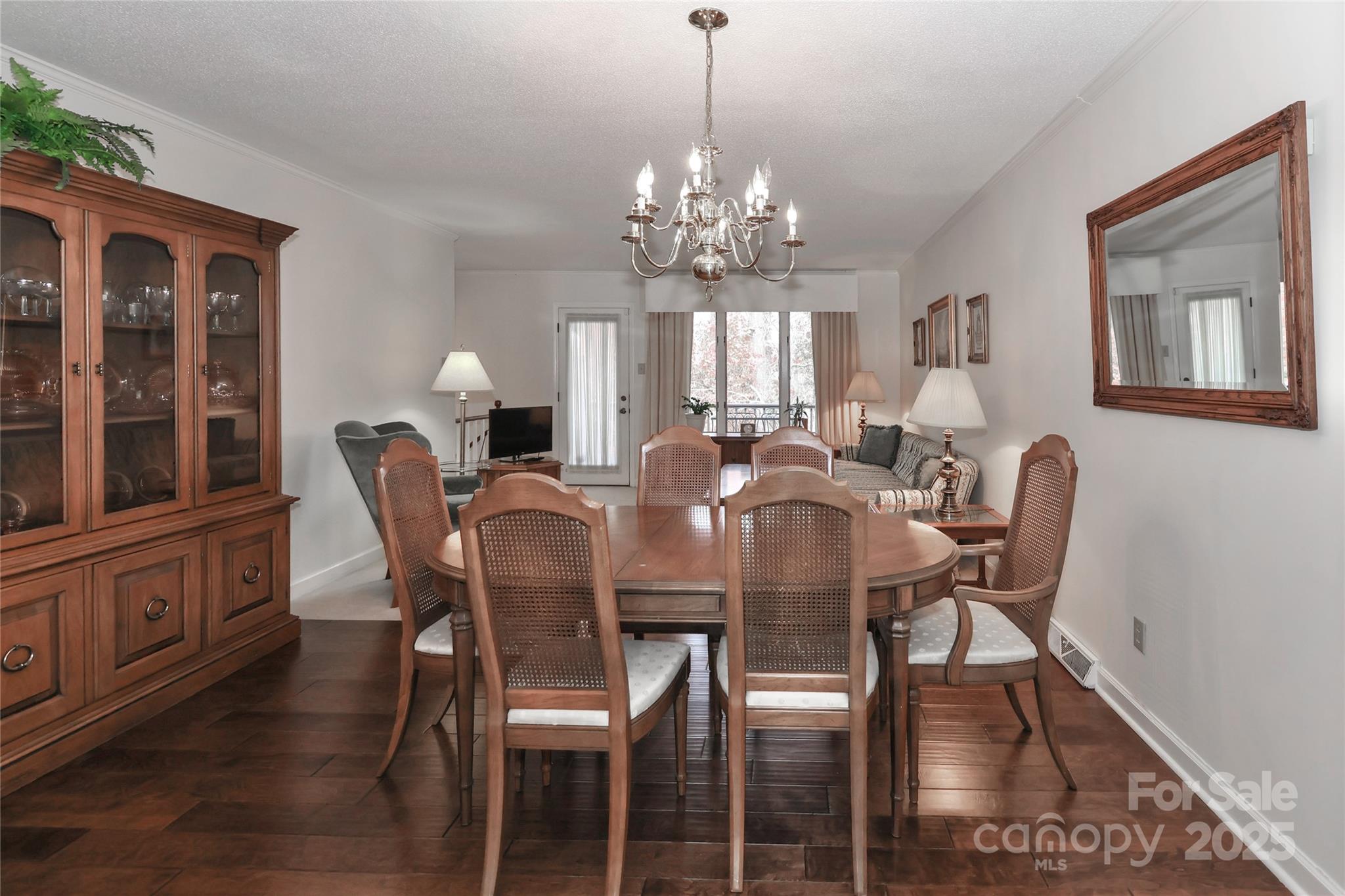 1359 Radio Road — Statesville