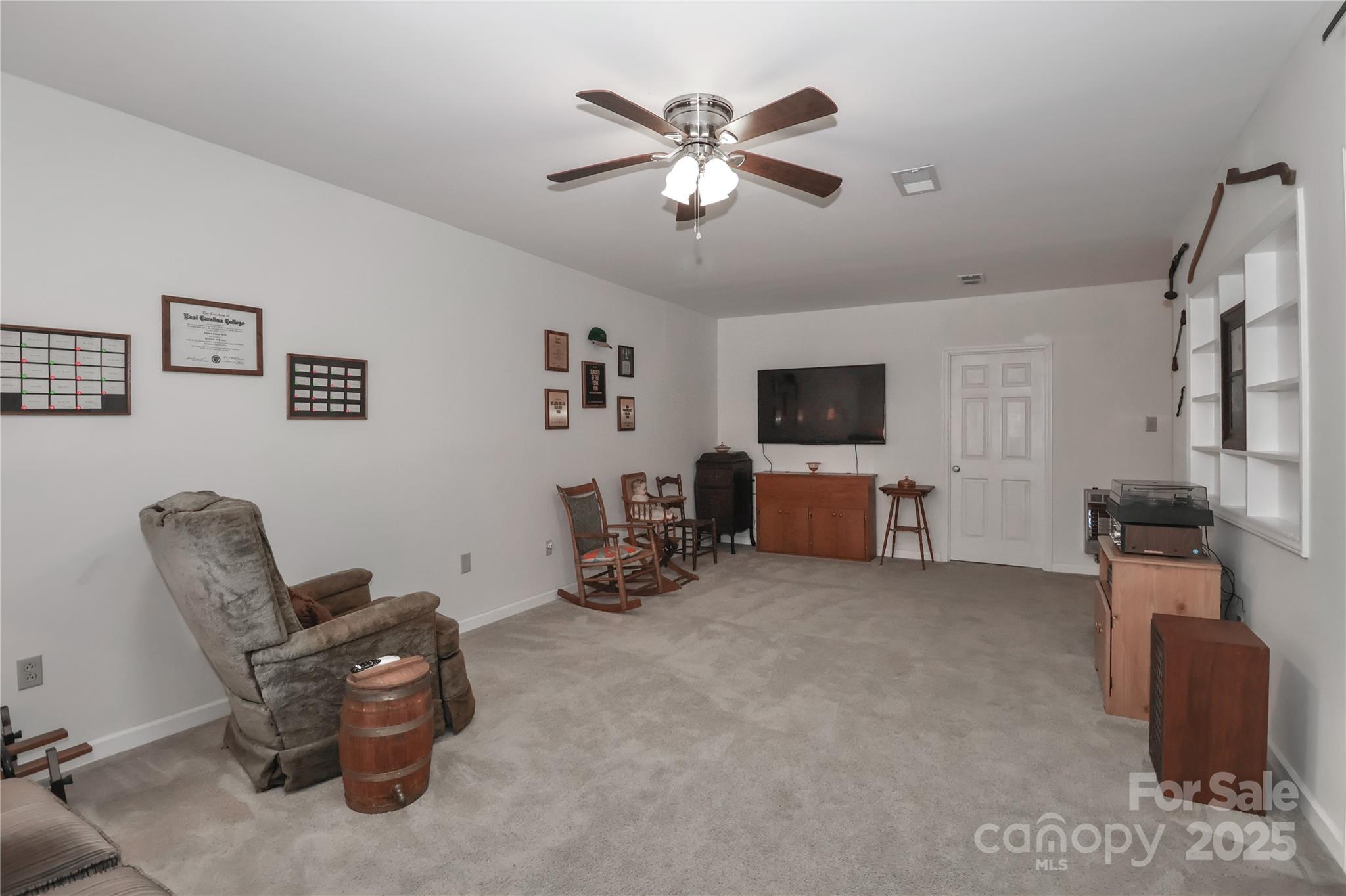 1359 Radio Road — Statesville
