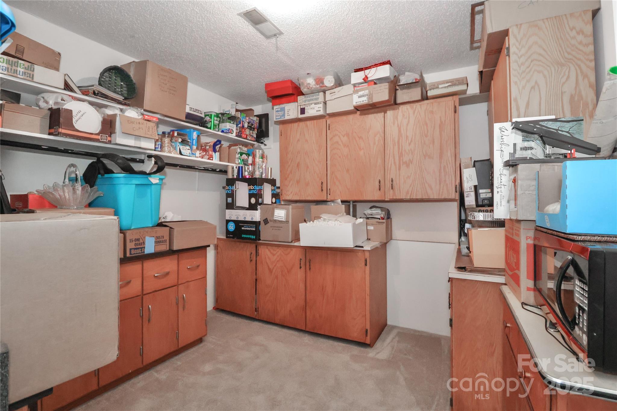 1359 Radio Road — Statesville