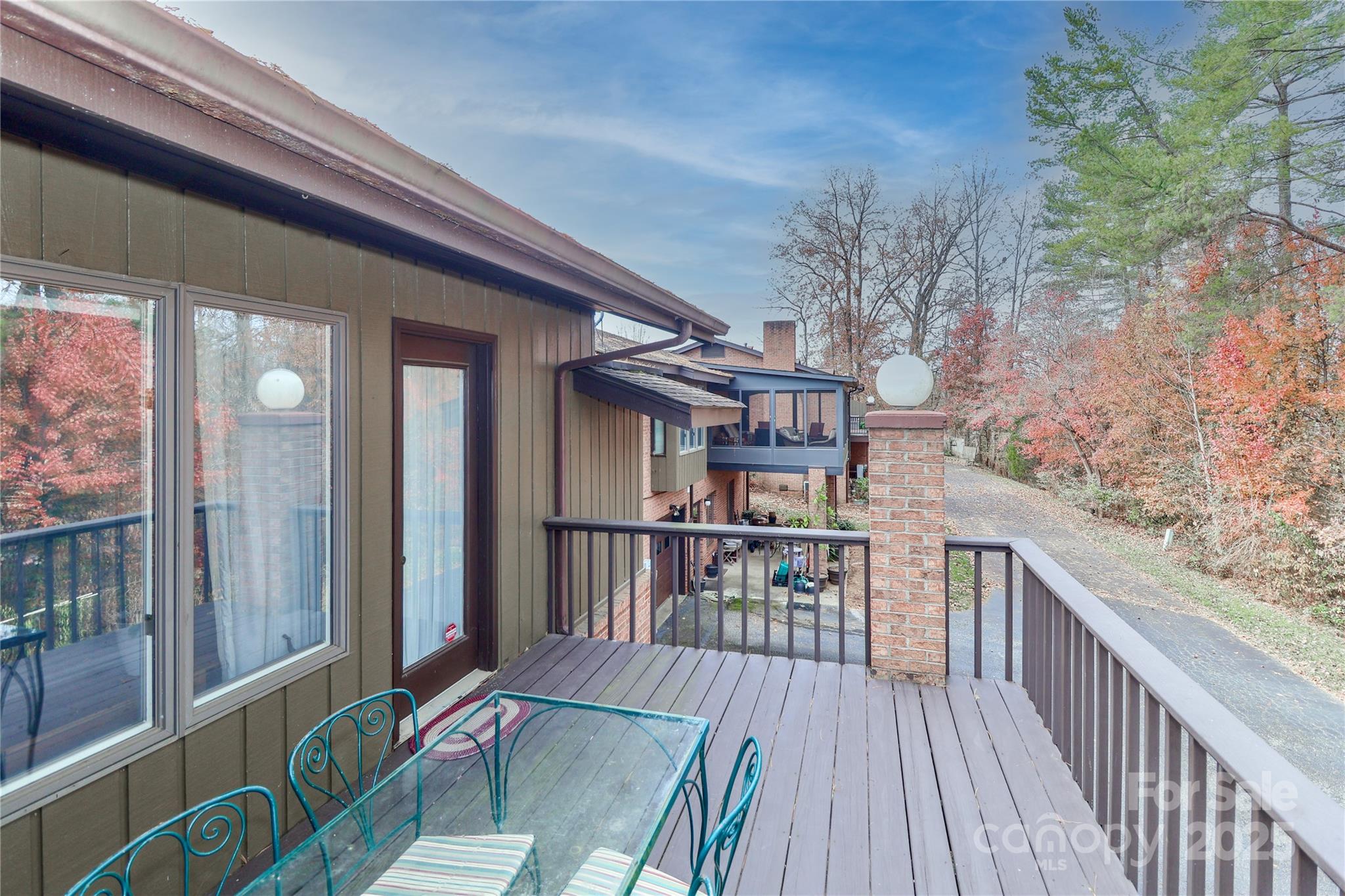 1359 Radio Road — Statesville