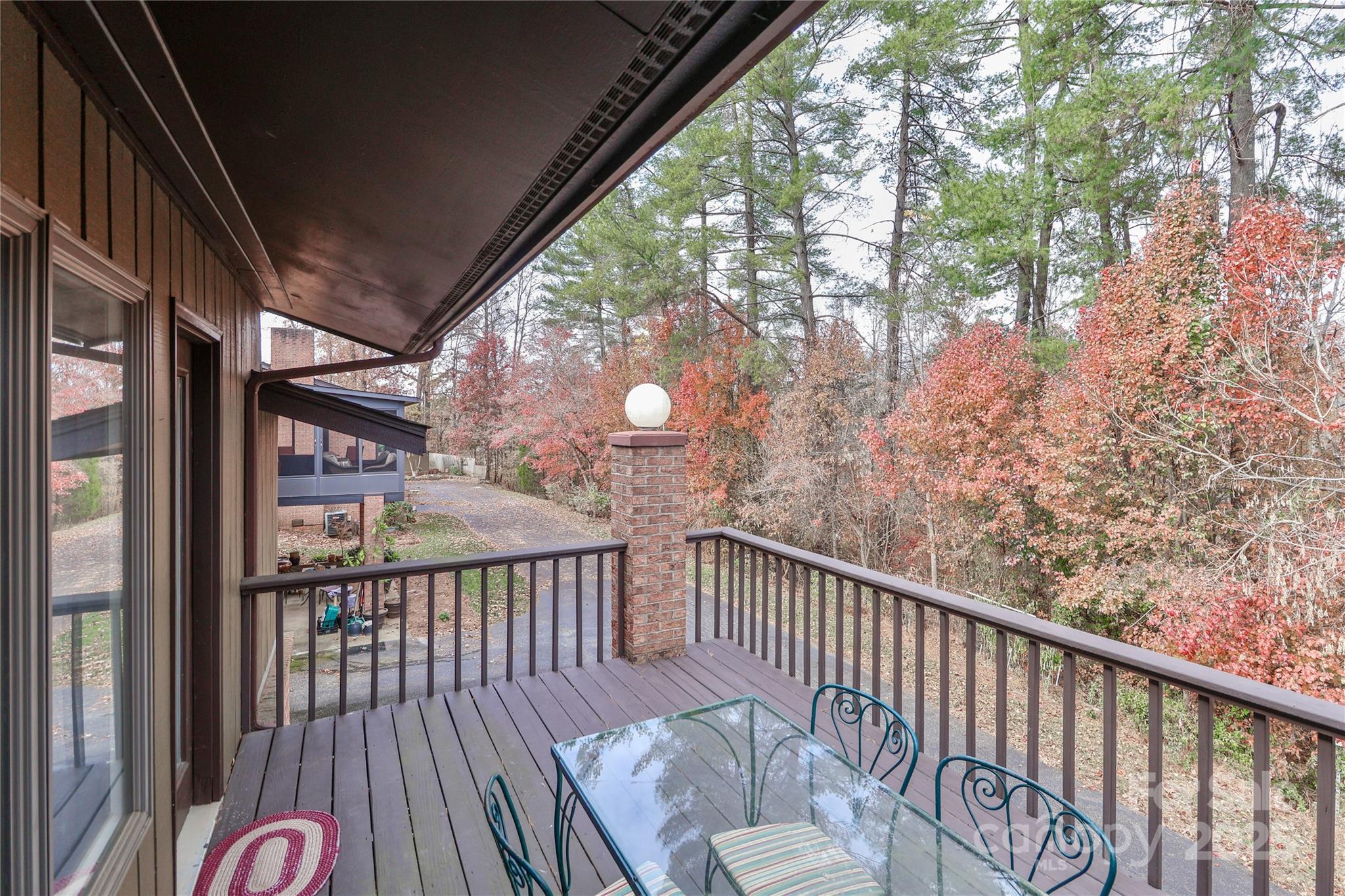 1359 Radio Road — Statesville