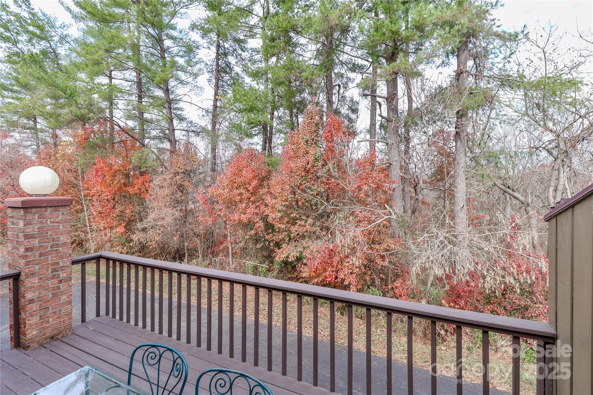 1359 Radio Road — Statesville