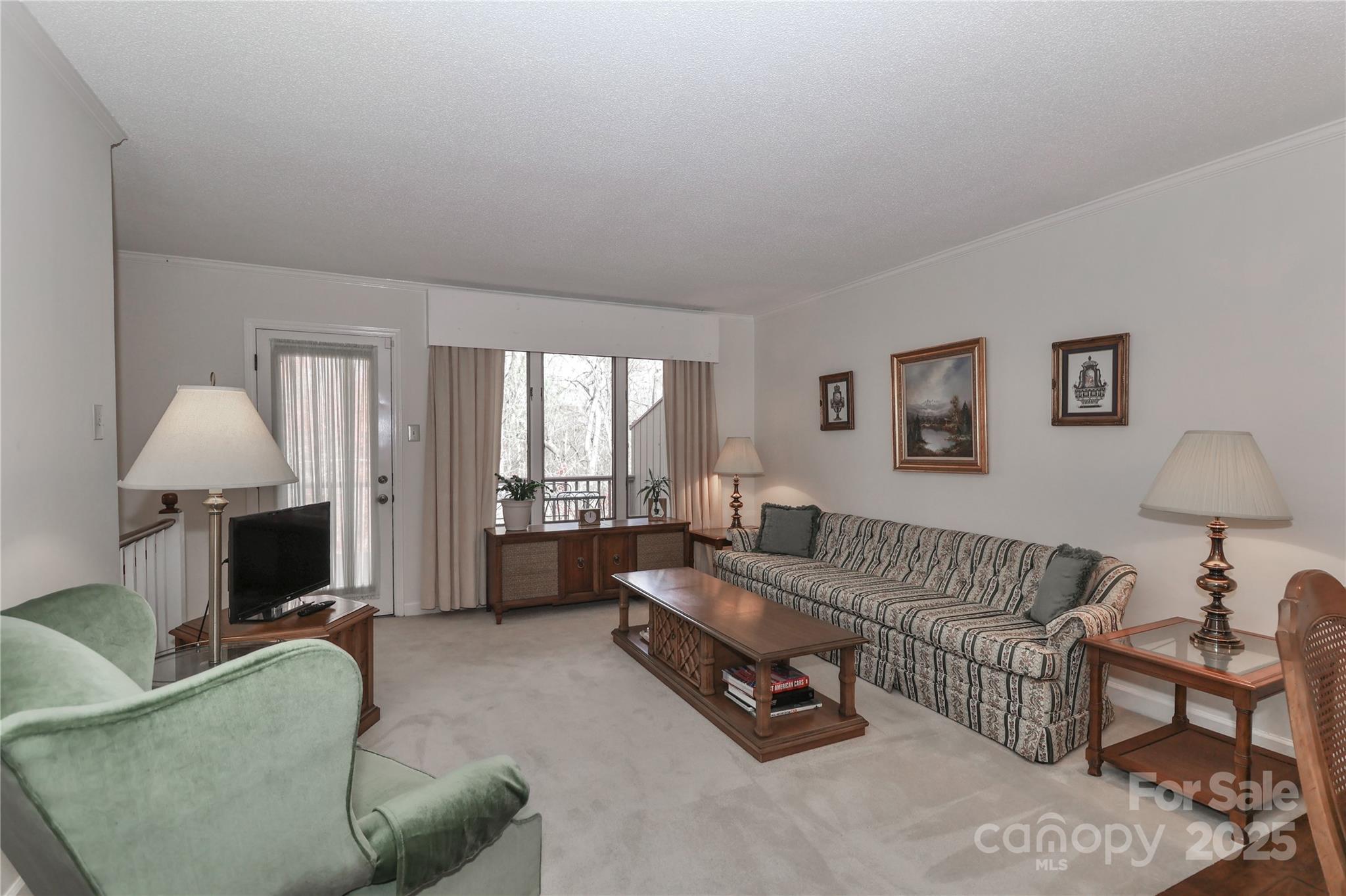 1359 Radio Road — Statesville