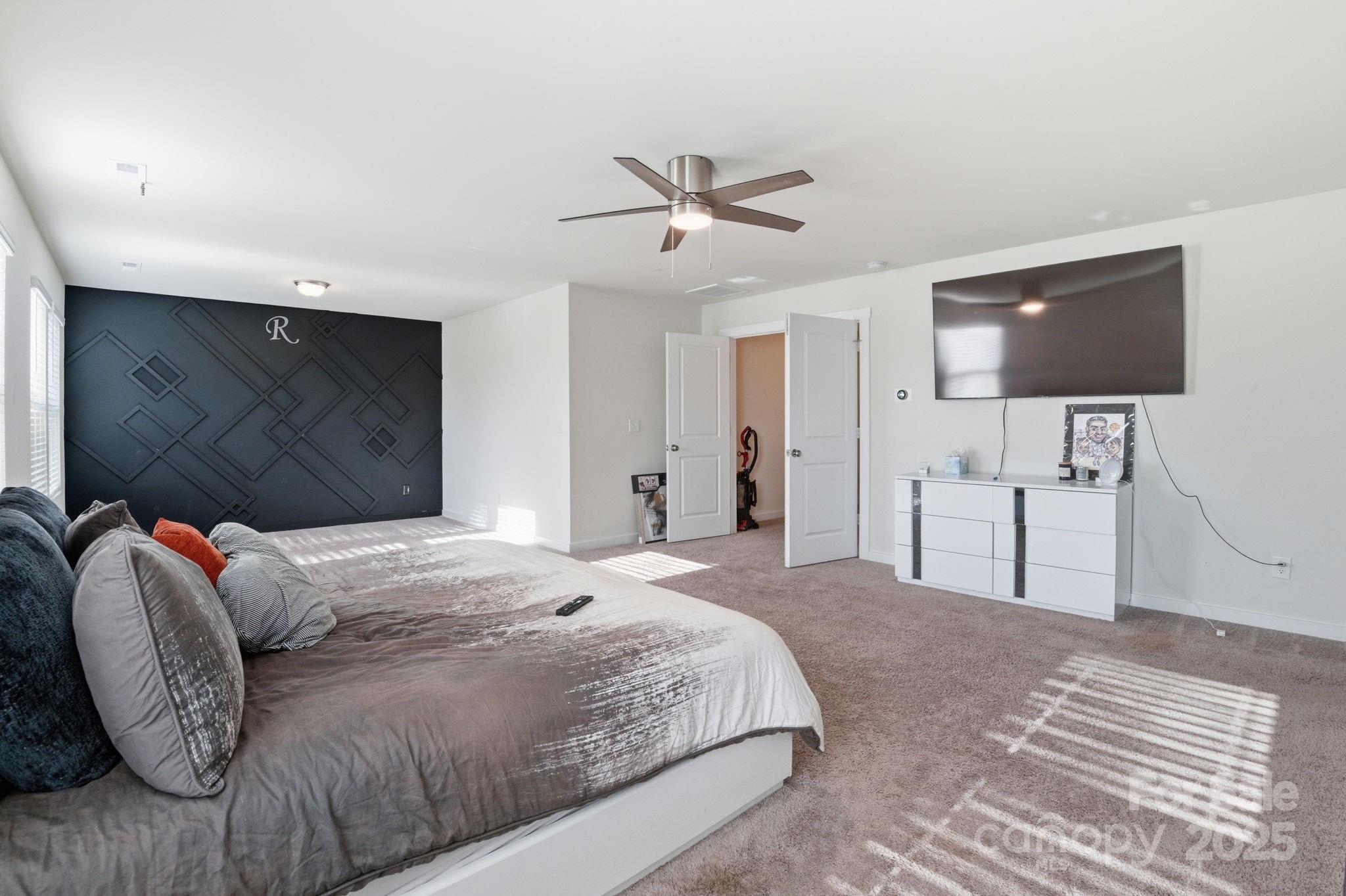 8220 Hudson Forest Drive — Charlotte