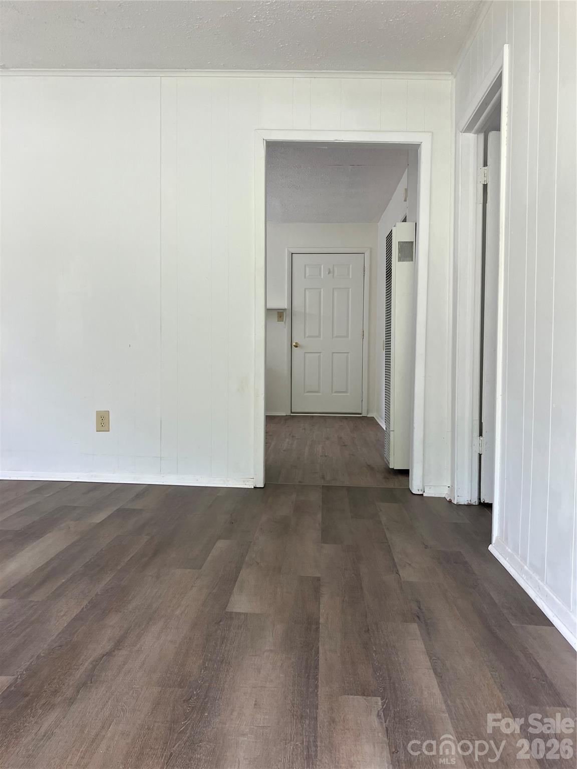 104 Countryside Drive SE — Lenoir