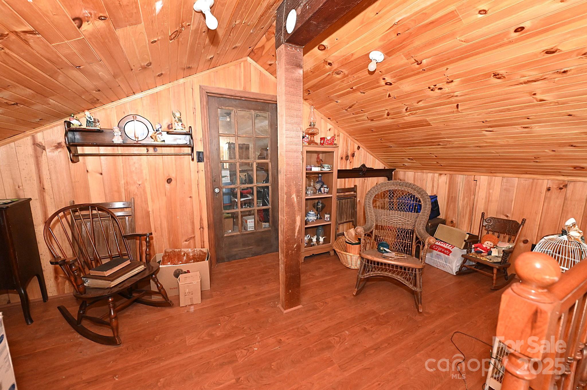 1859 Kale Road — Catawba