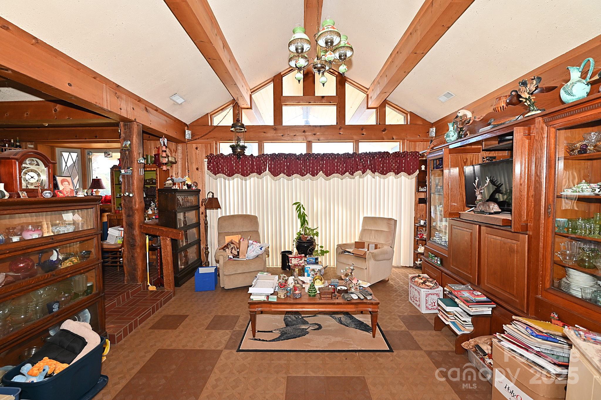 1859 Kale Road — Catawba