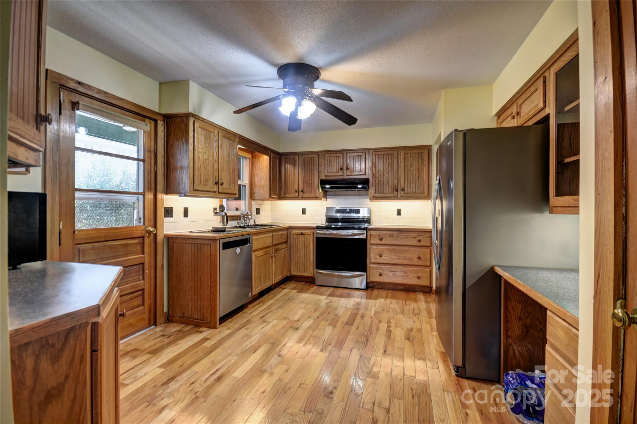 119 Pleasant Hill Circle — Waynesville