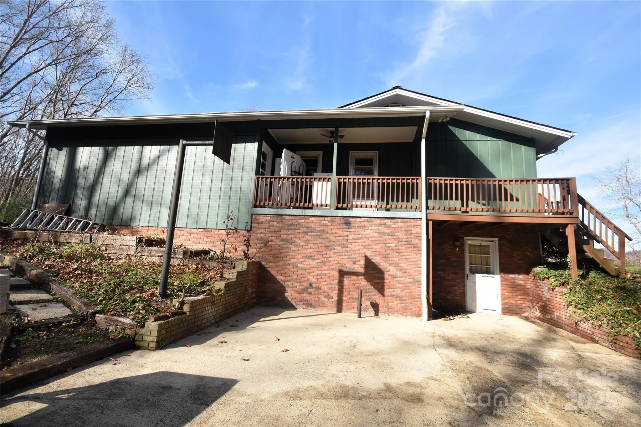 119 Pleasant Hill Circle — Waynesville
