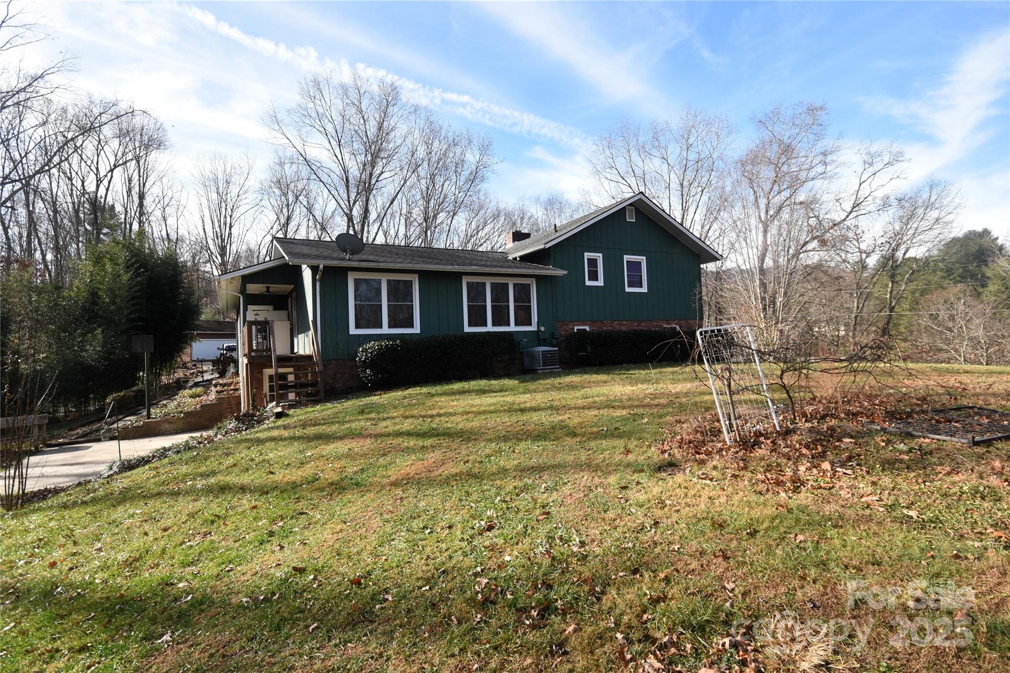 119 Pleasant Hill Circle — Waynesville