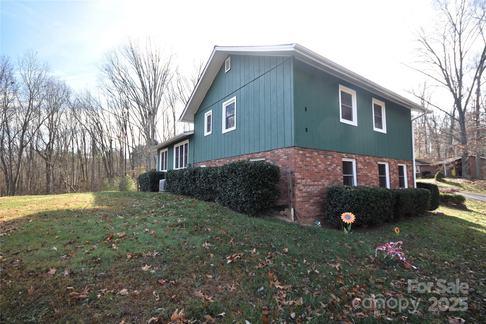 119 Pleasant Hill Circle — Waynesville