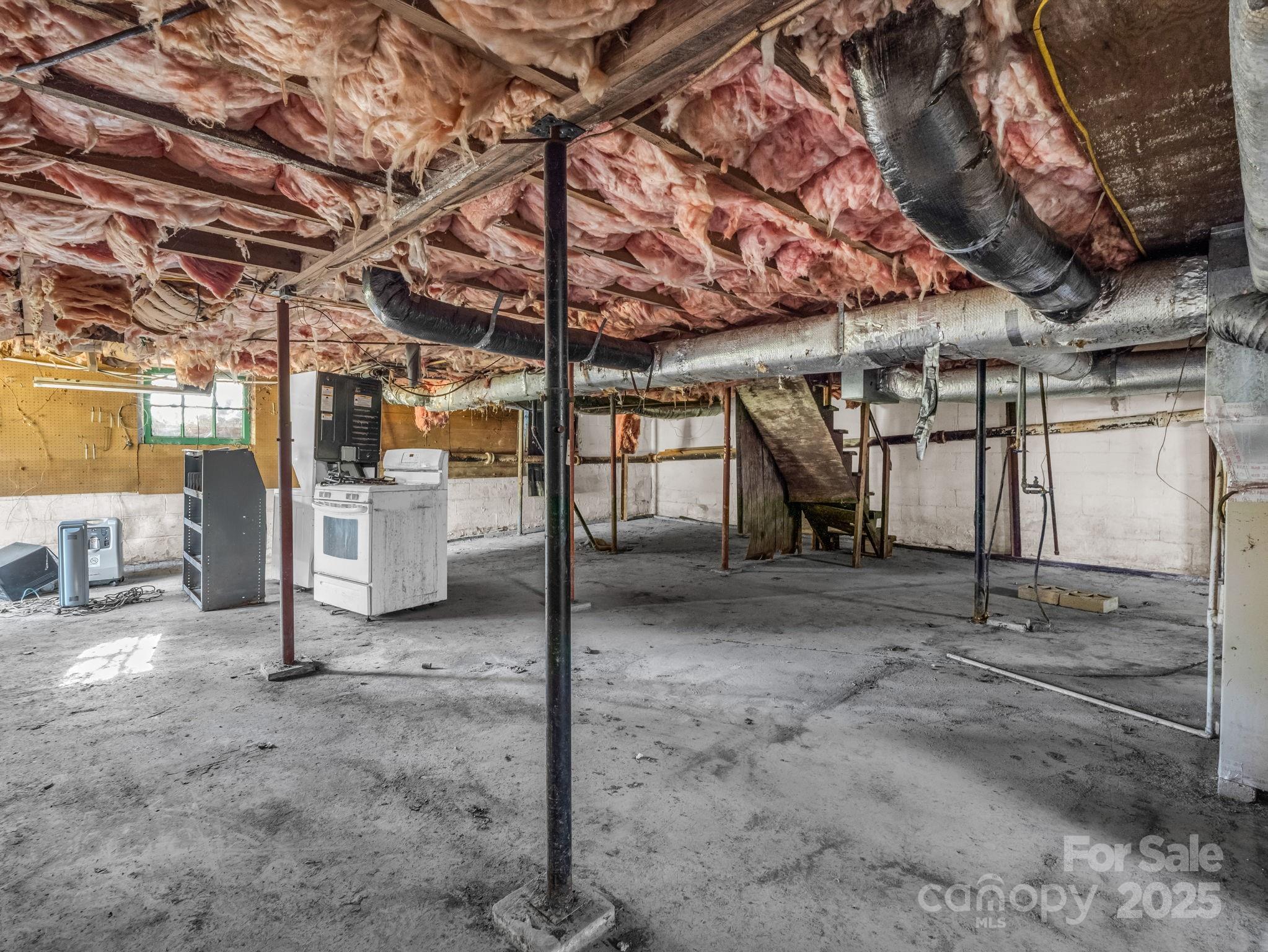 541 Broadway Street — Hendersonville
