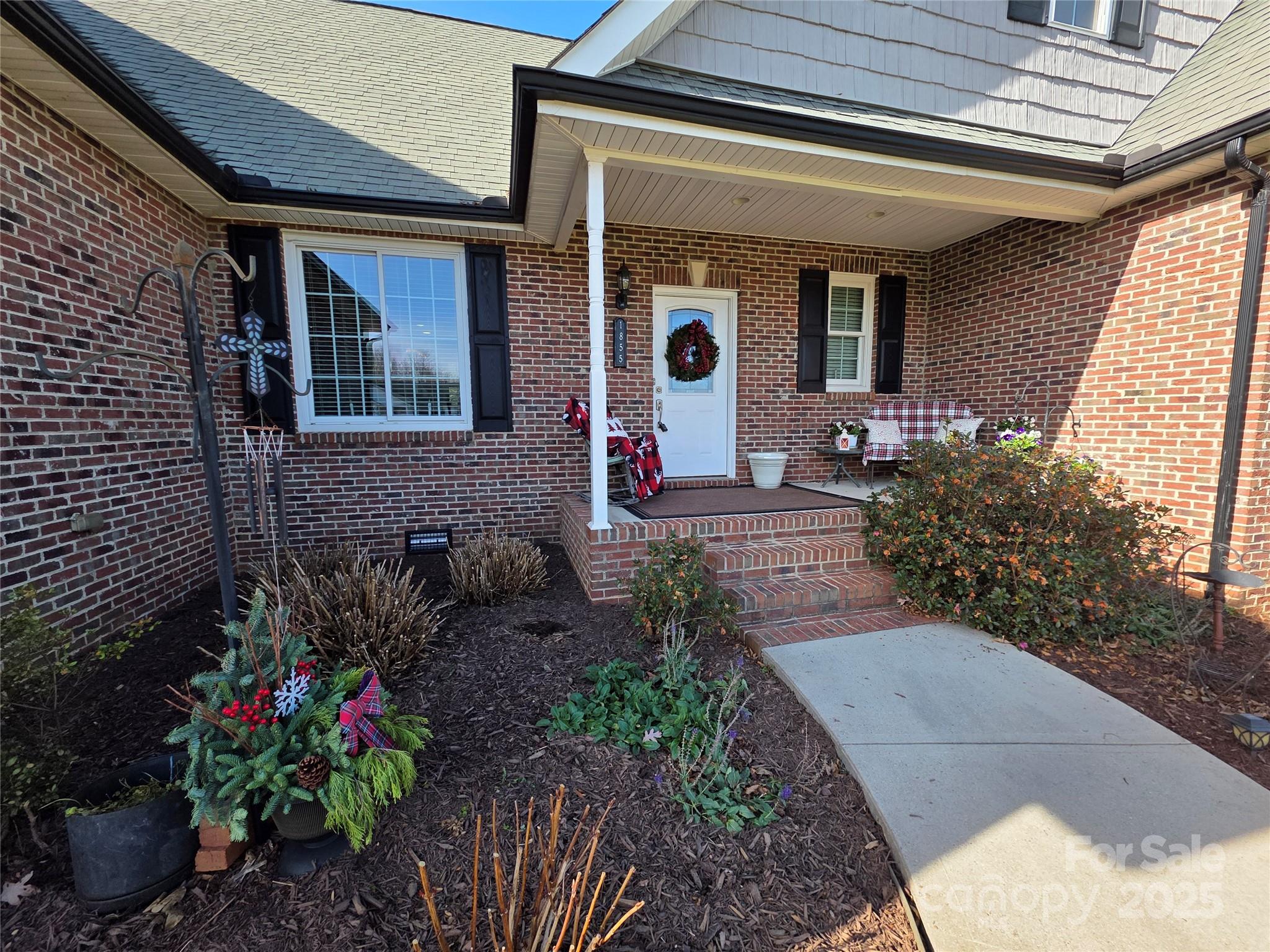 1855 Jetton Drive — Vale