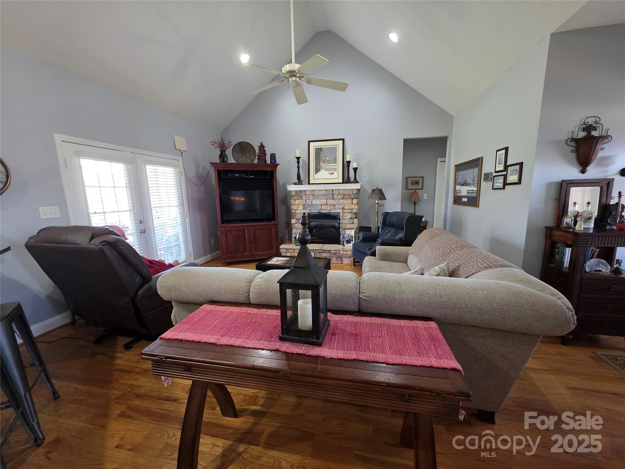 1855 Jetton Drive — Vale
