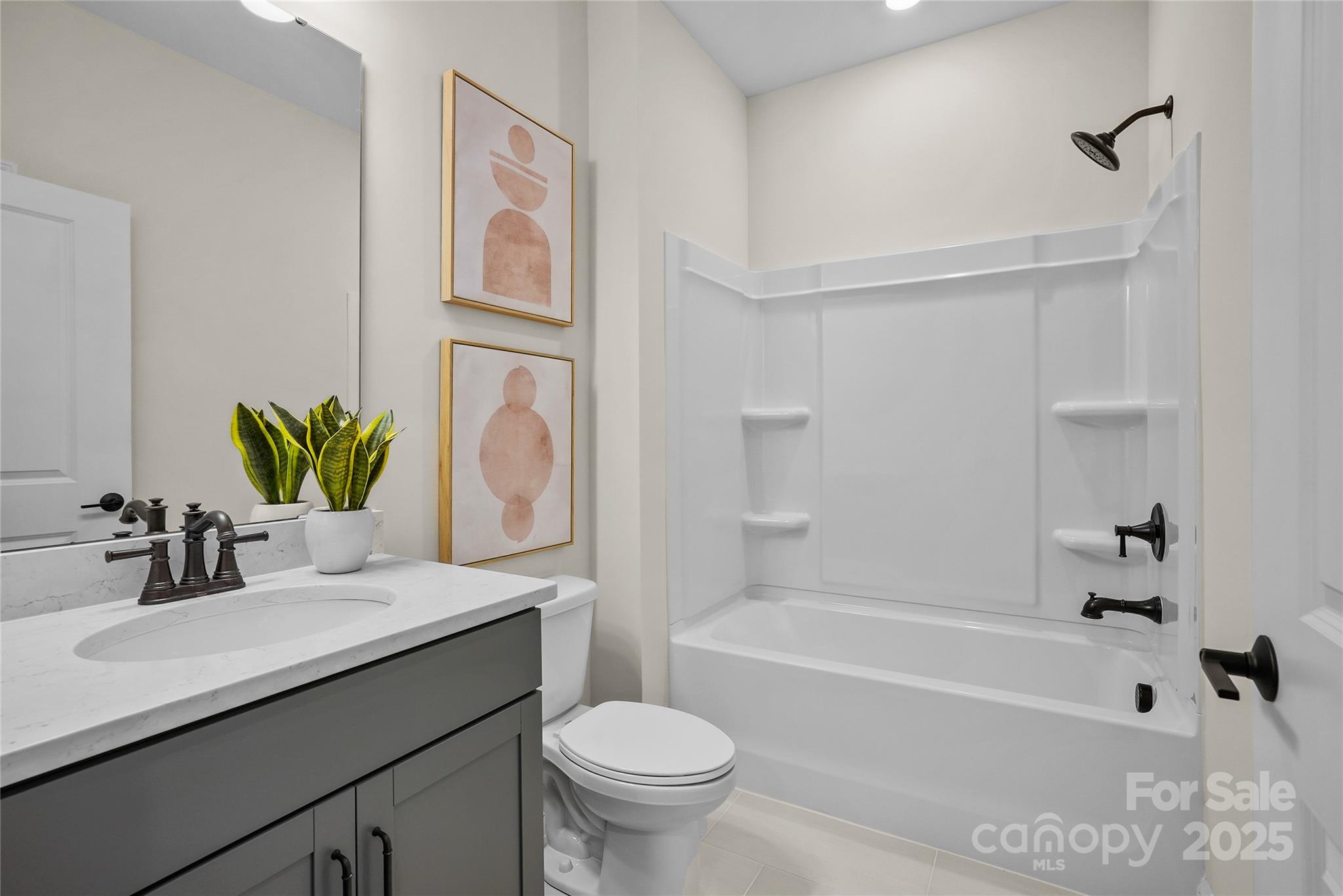 906 Kinship Drive — Lancaster