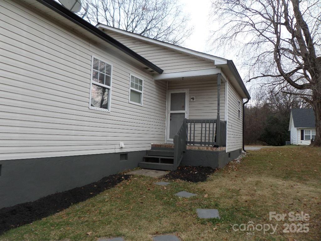 3216 Lasalle Street — Charlotte