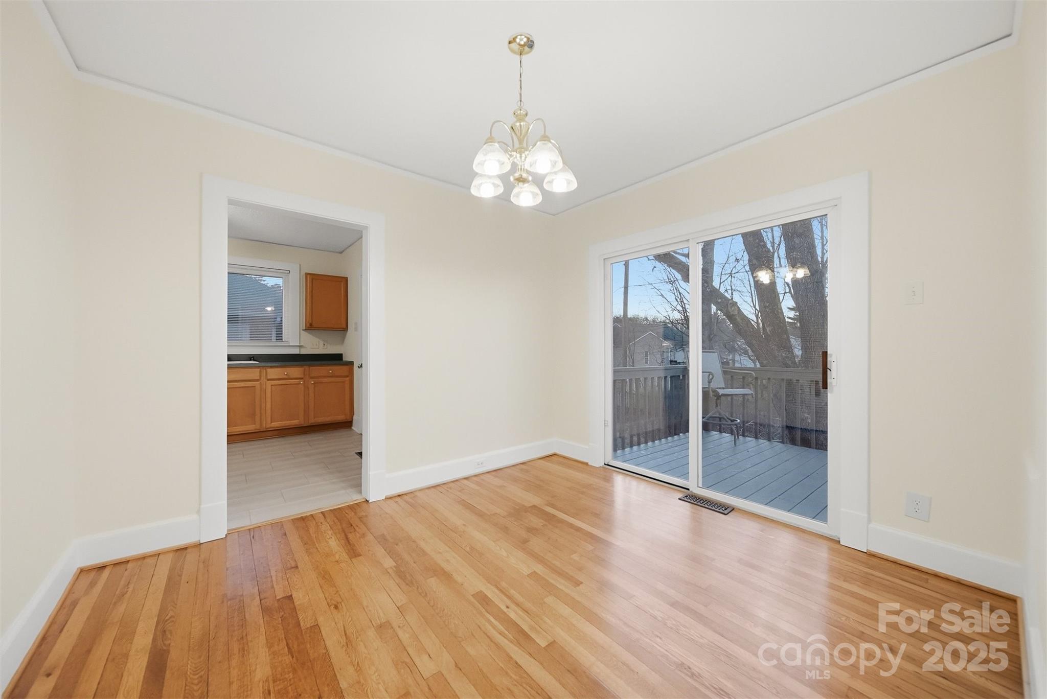 3 Enka Oak Street — Candler