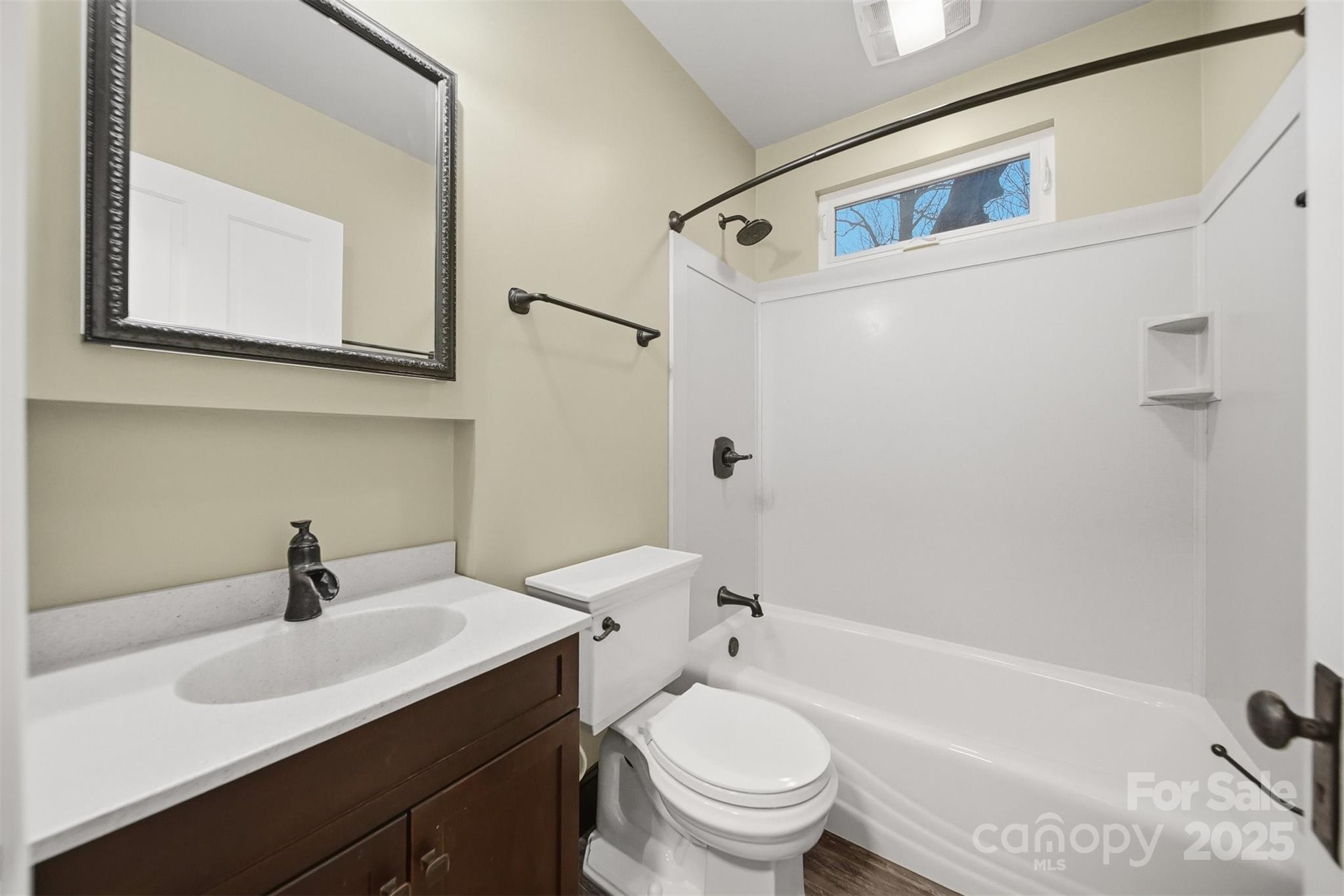 3 Enka Oak Street — Candler
