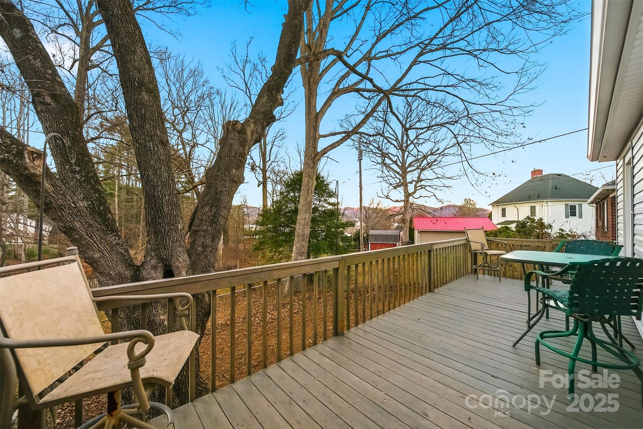 3 Enka Oak Street — Candler