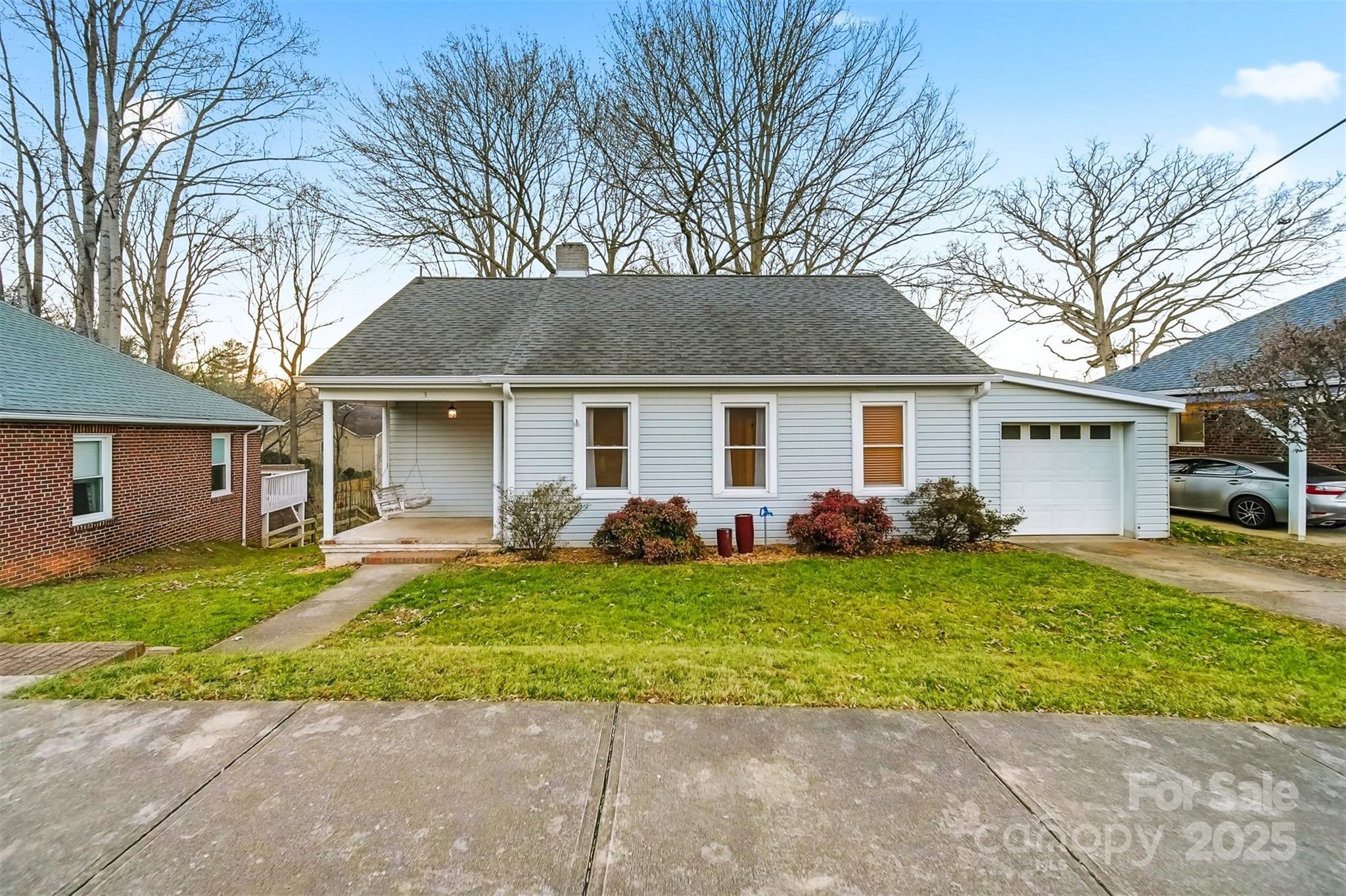 3 Enka Oak Street — Candler