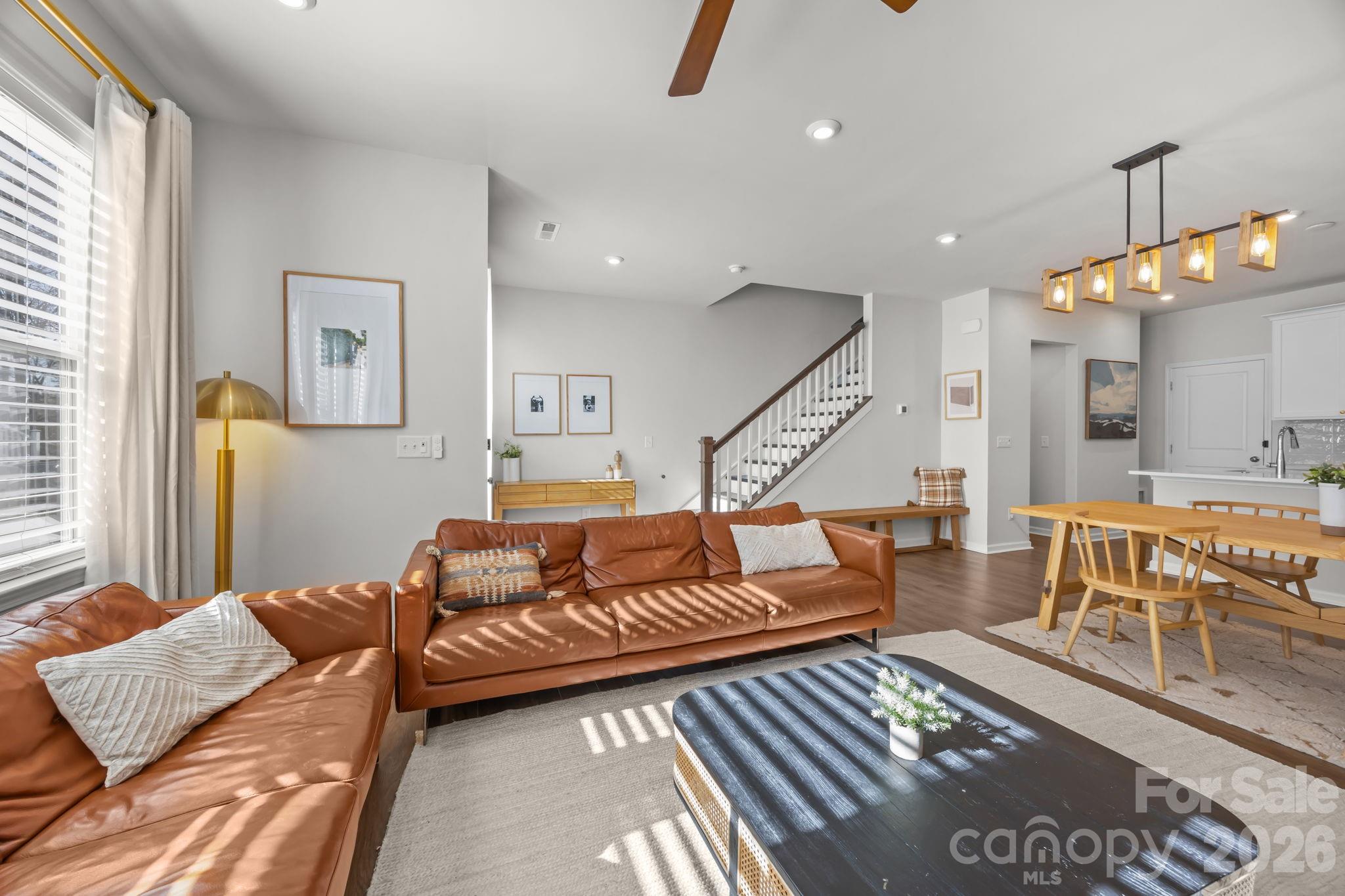 915 Kinsey Alley — Charlotte