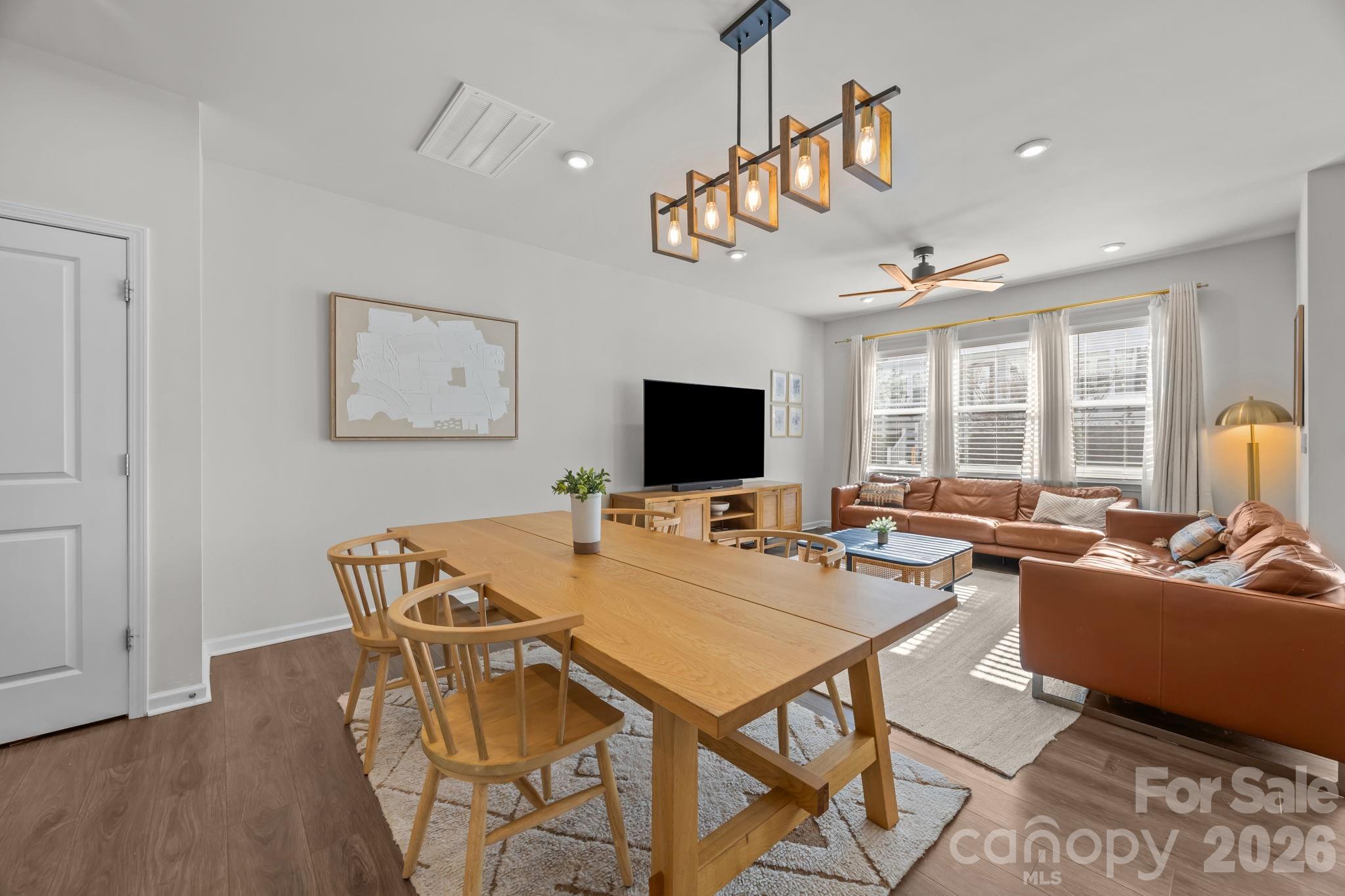915 Kinsey Alley — Charlotte