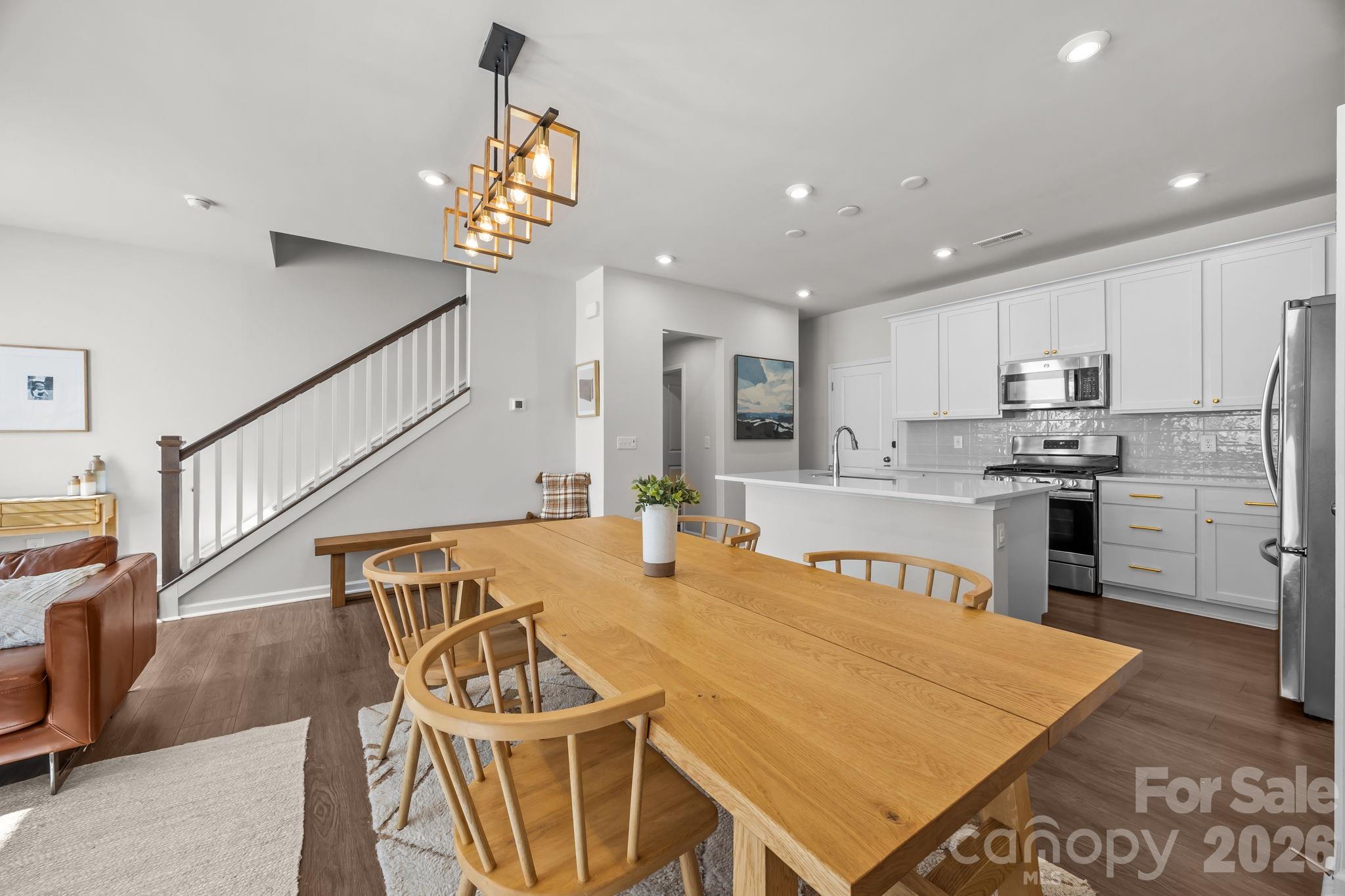 915 Kinsey Alley — Charlotte
