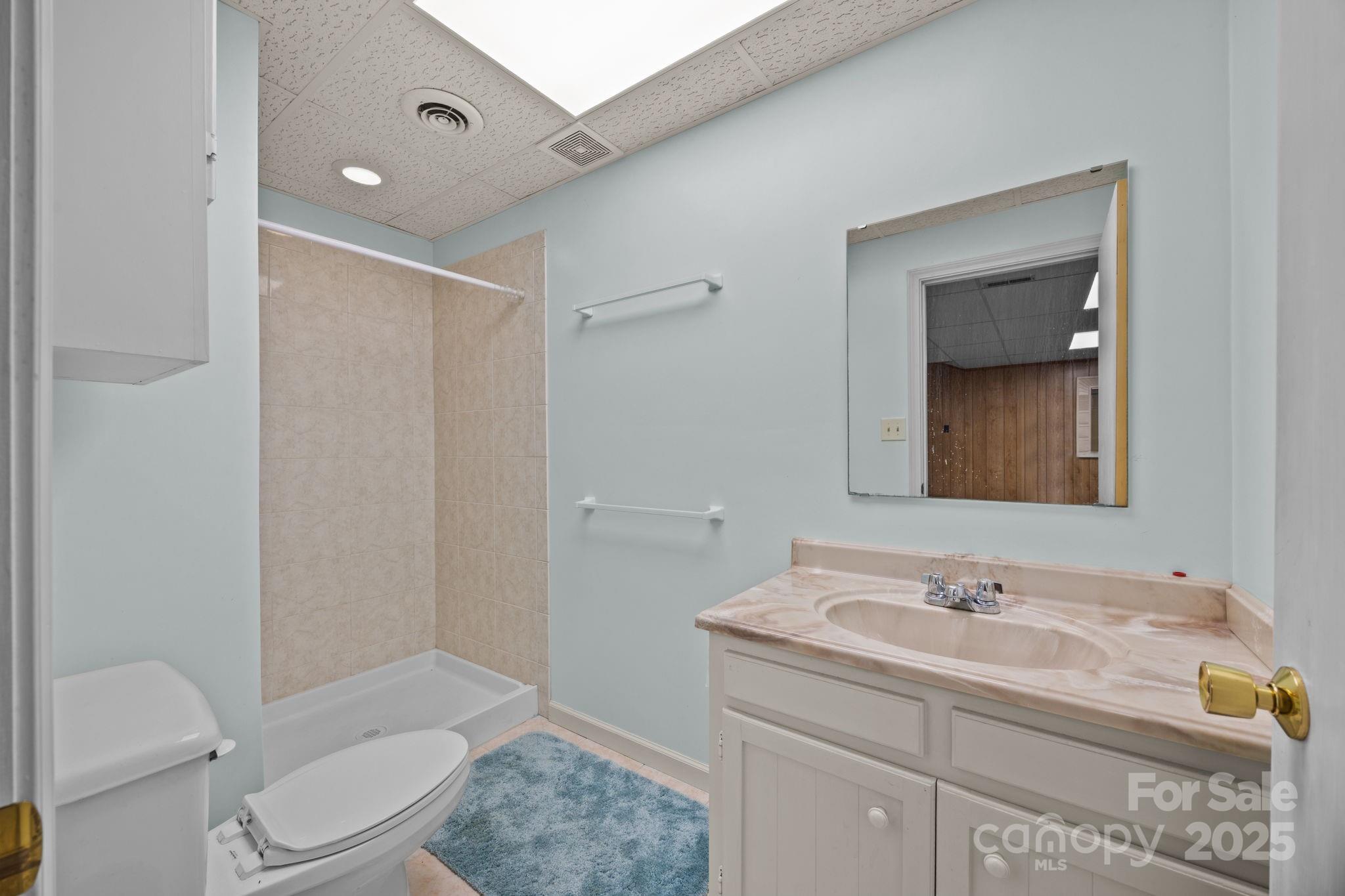 7465 Jones Road — Salisbury