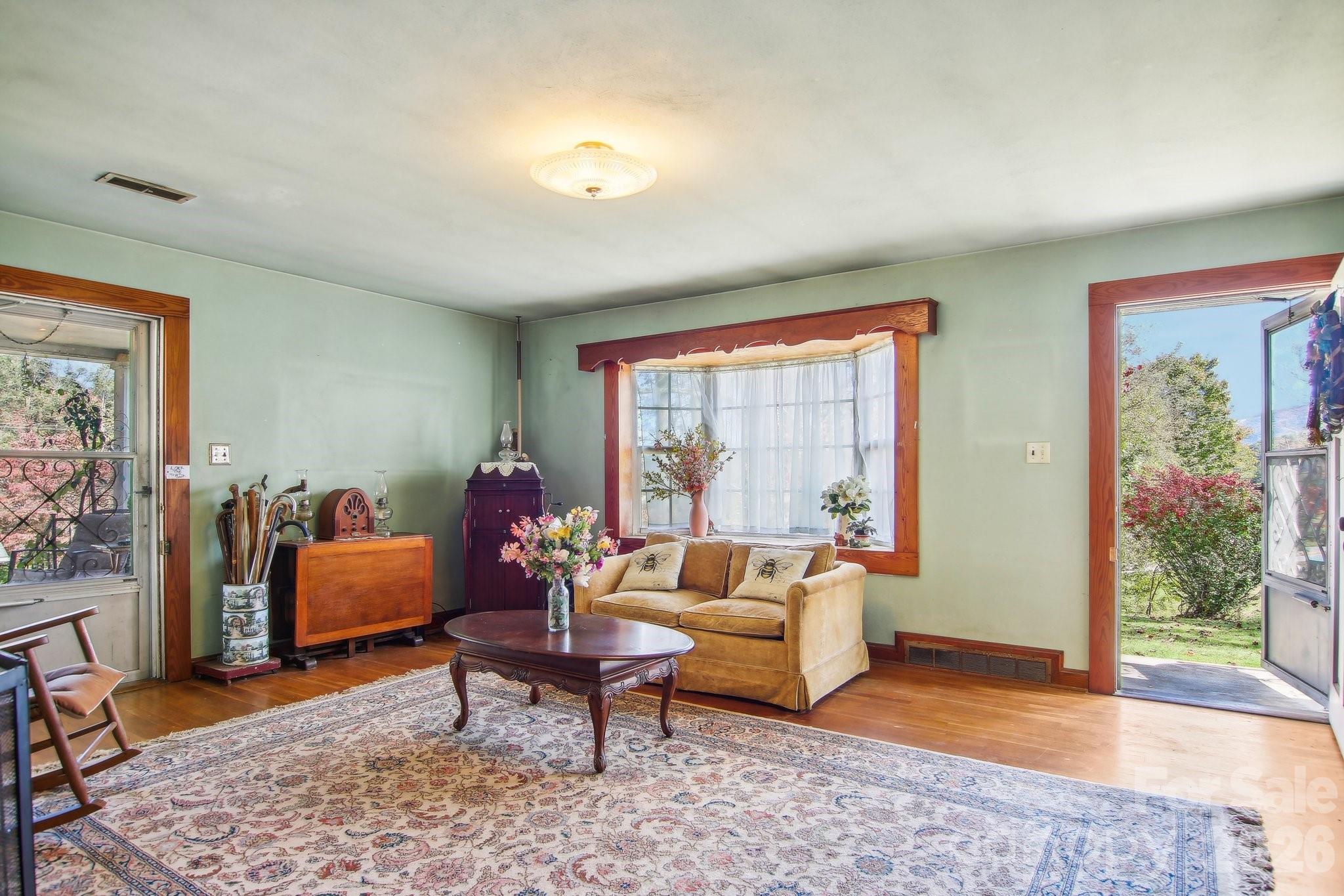 400 Will Hyatt Road — Waynesville