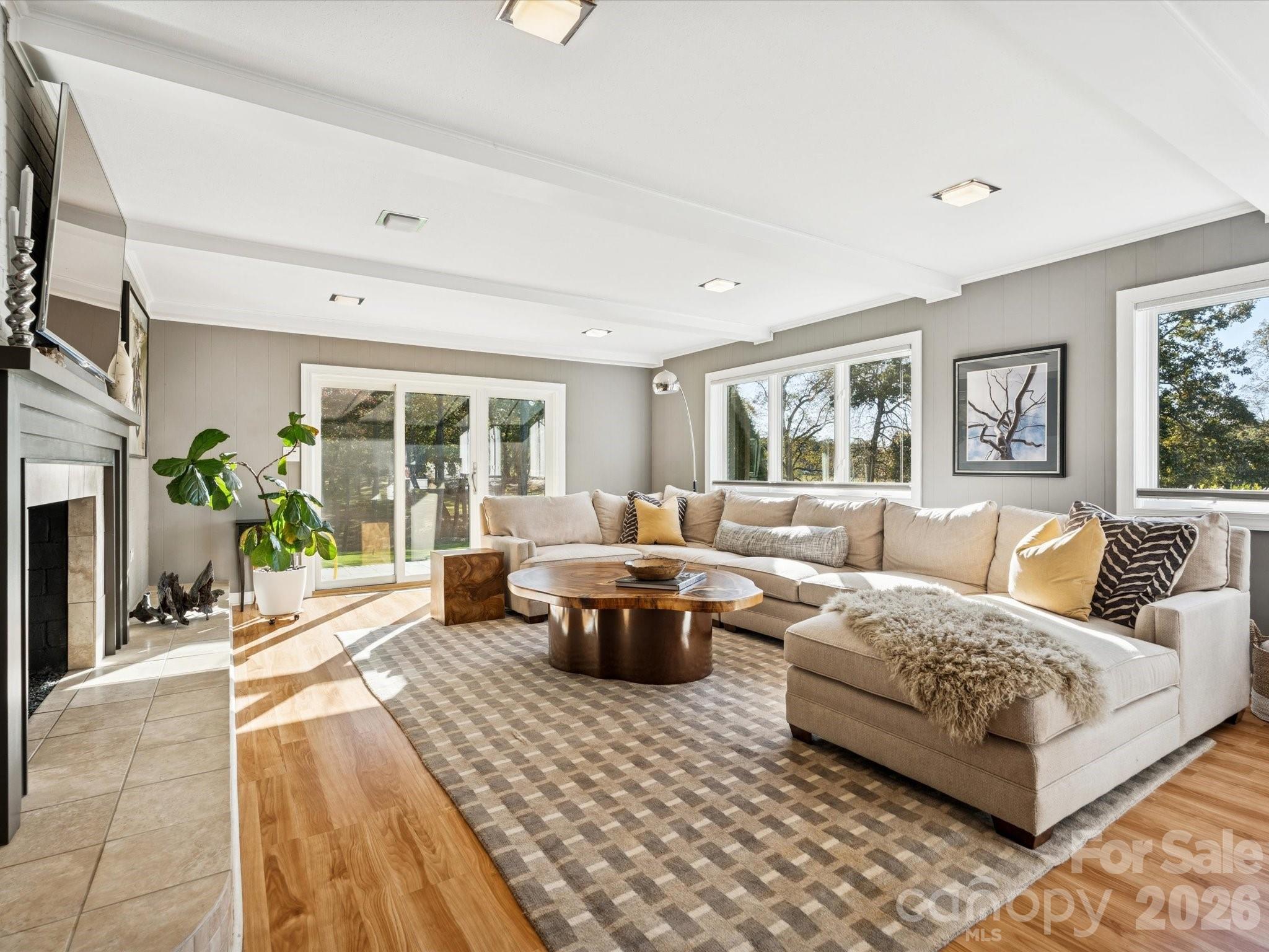 438 Country Club Acres Drive — Shelby