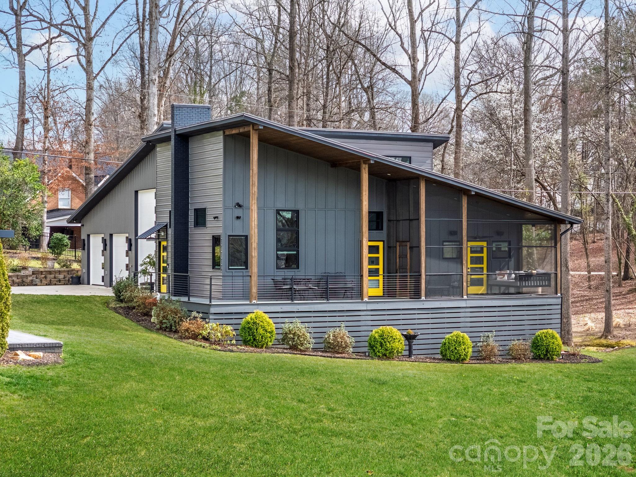 438 Country Club Acres Drive — Shelby