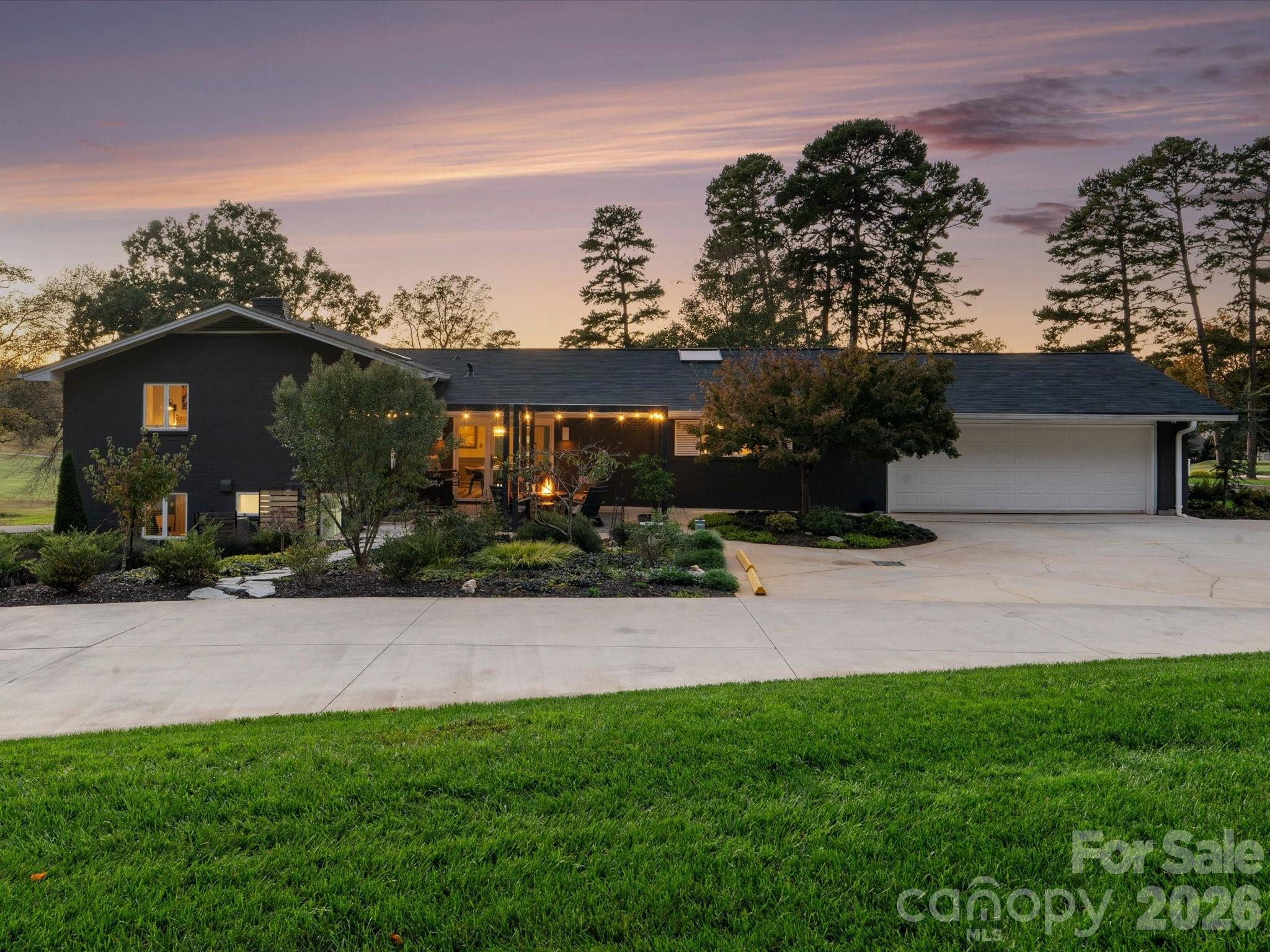 438 Country Club Acres Drive — Shelby