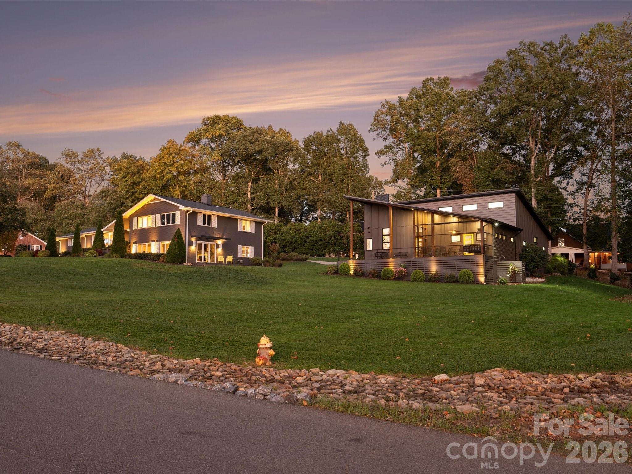 438 Country Club Acres Drive — Shelby