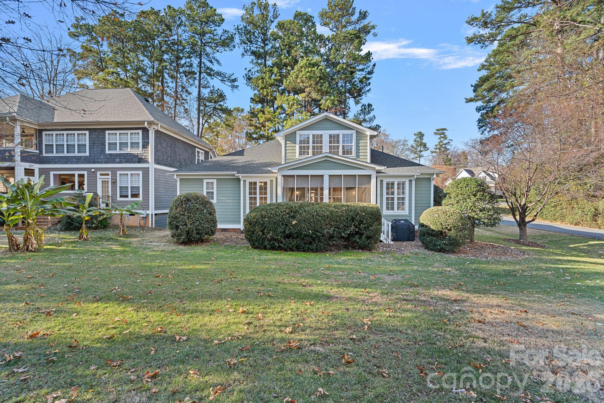 21307 Island Forest Drive — Cornelius