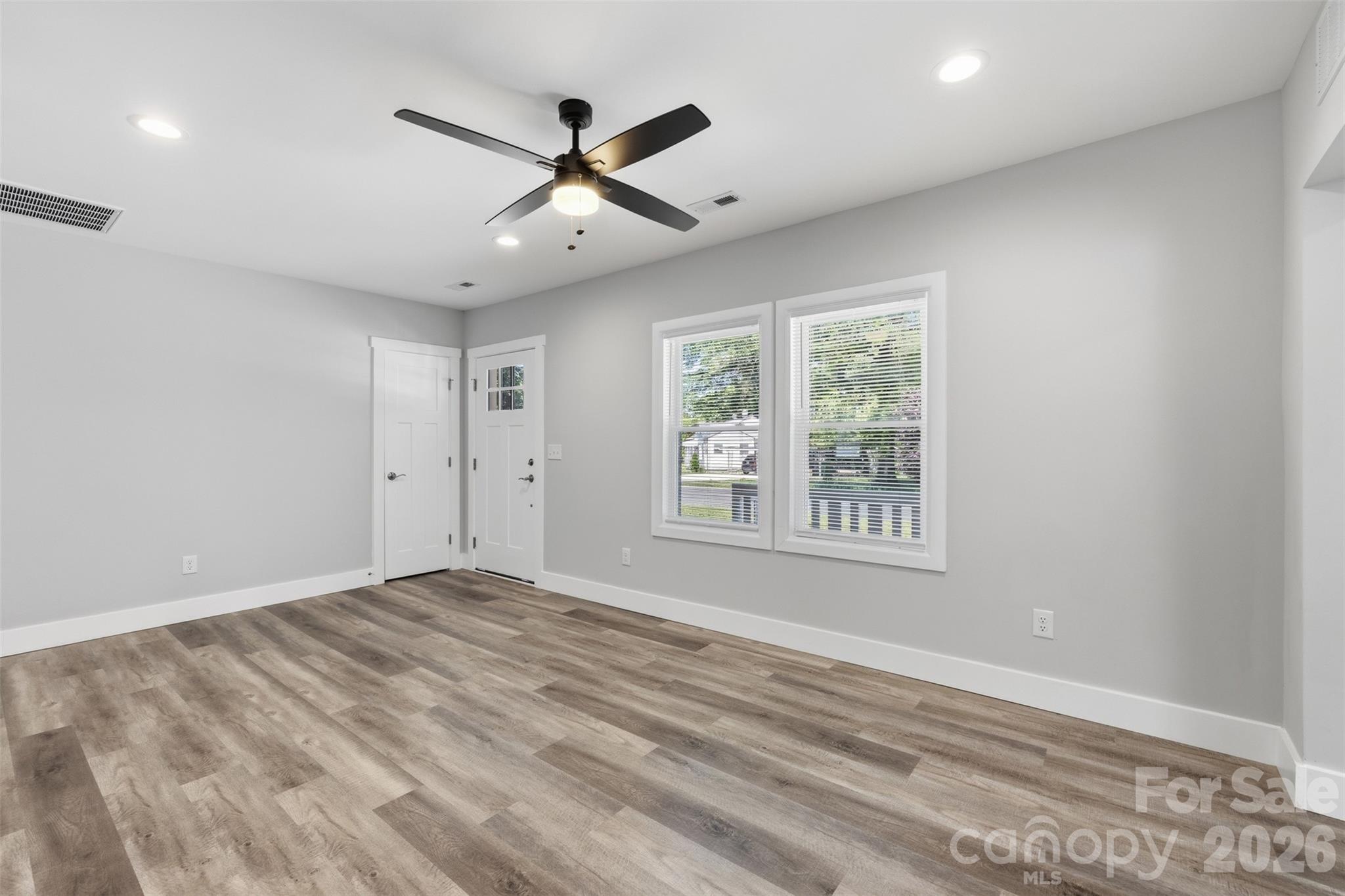 2414 Dickens Avenue — Charlotte