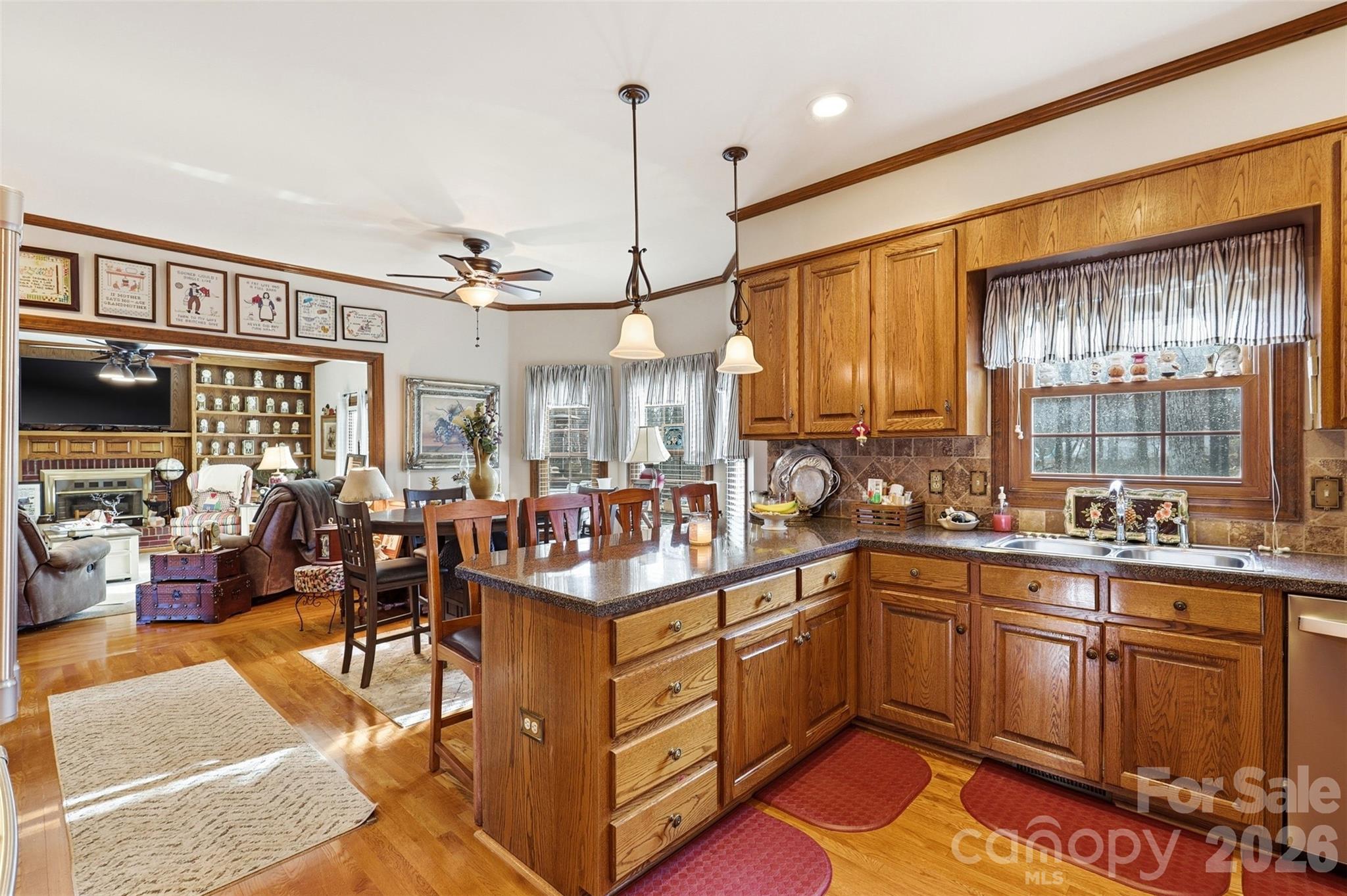 1600 Thornhill Drive — Monroe