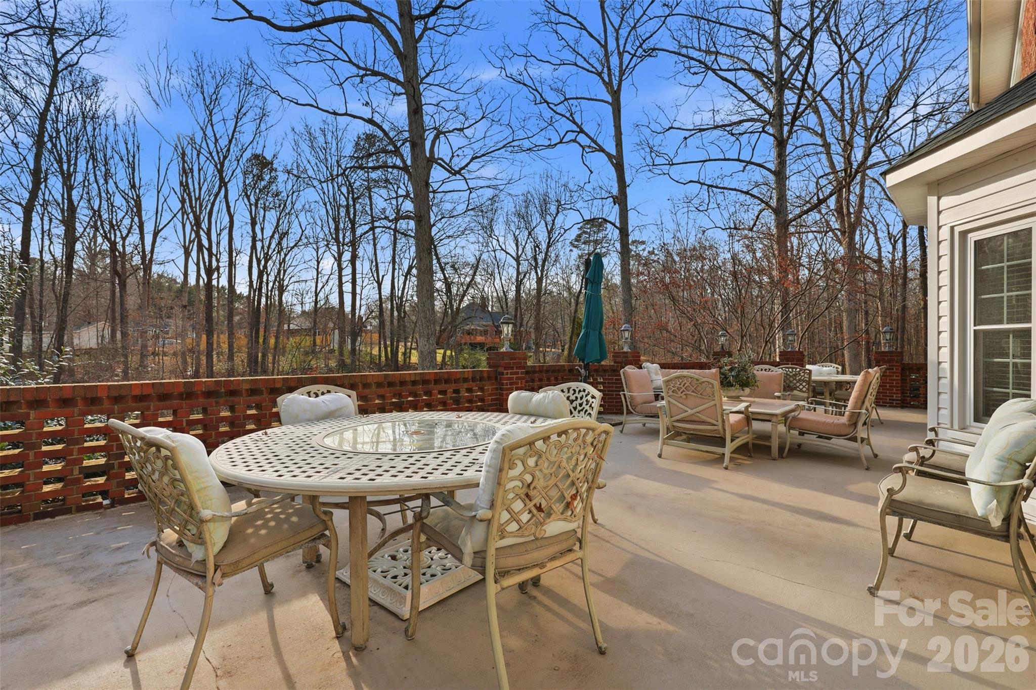 1600 Thornhill Drive — Monroe