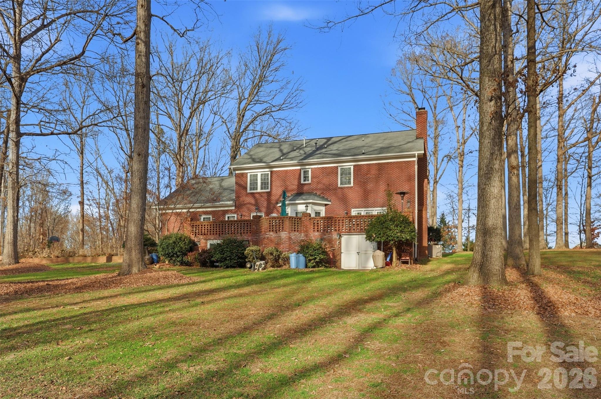 1600 Thornhill Drive — Monroe