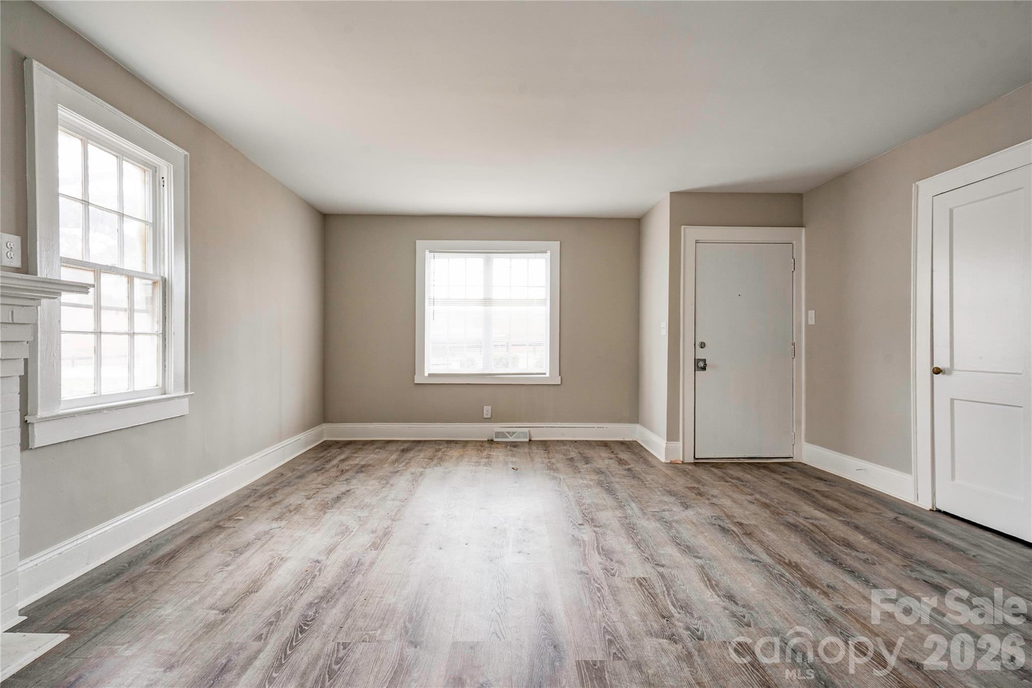 704 Earl Road — Shelby