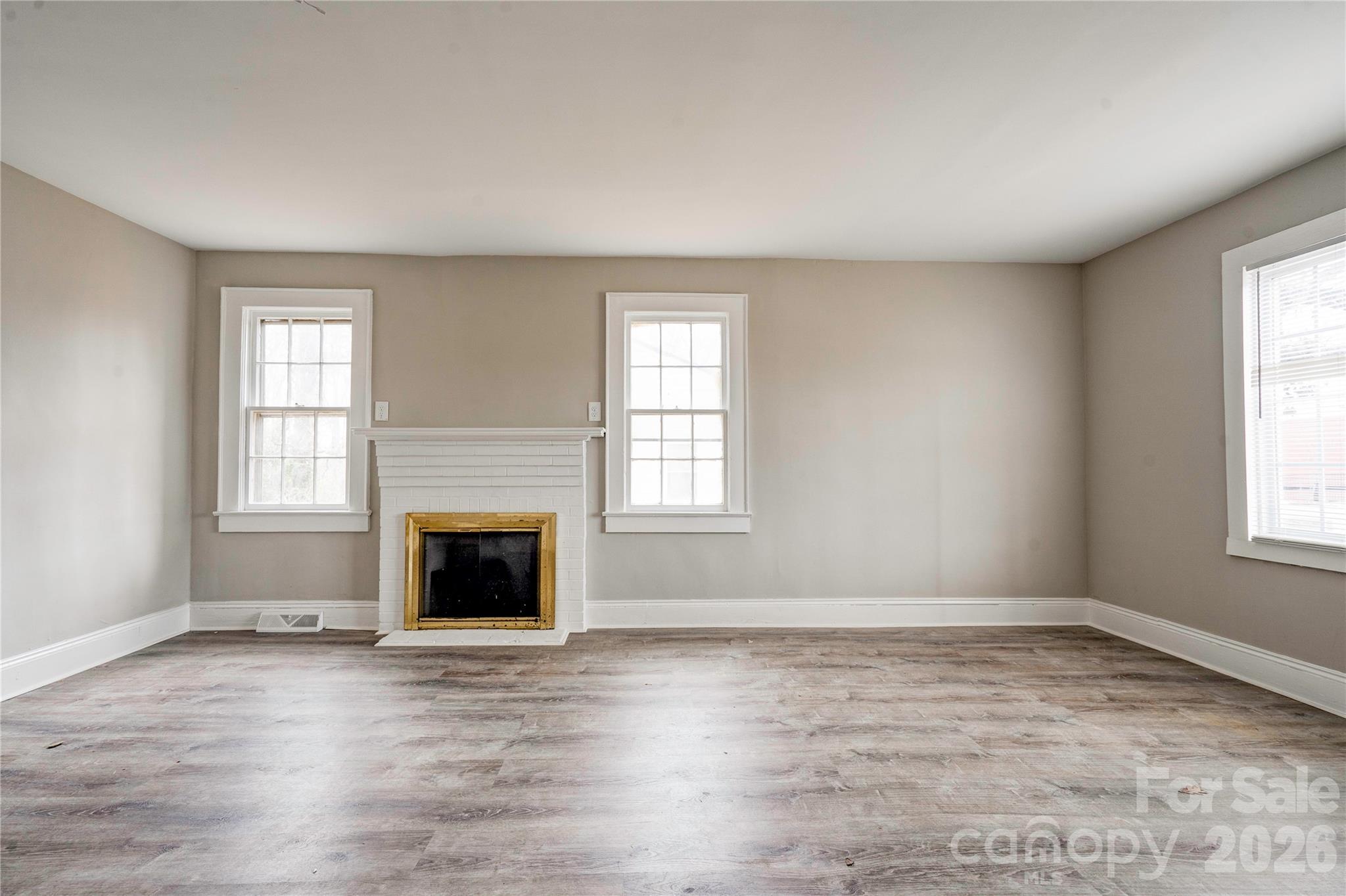 704 Earl Road — Shelby