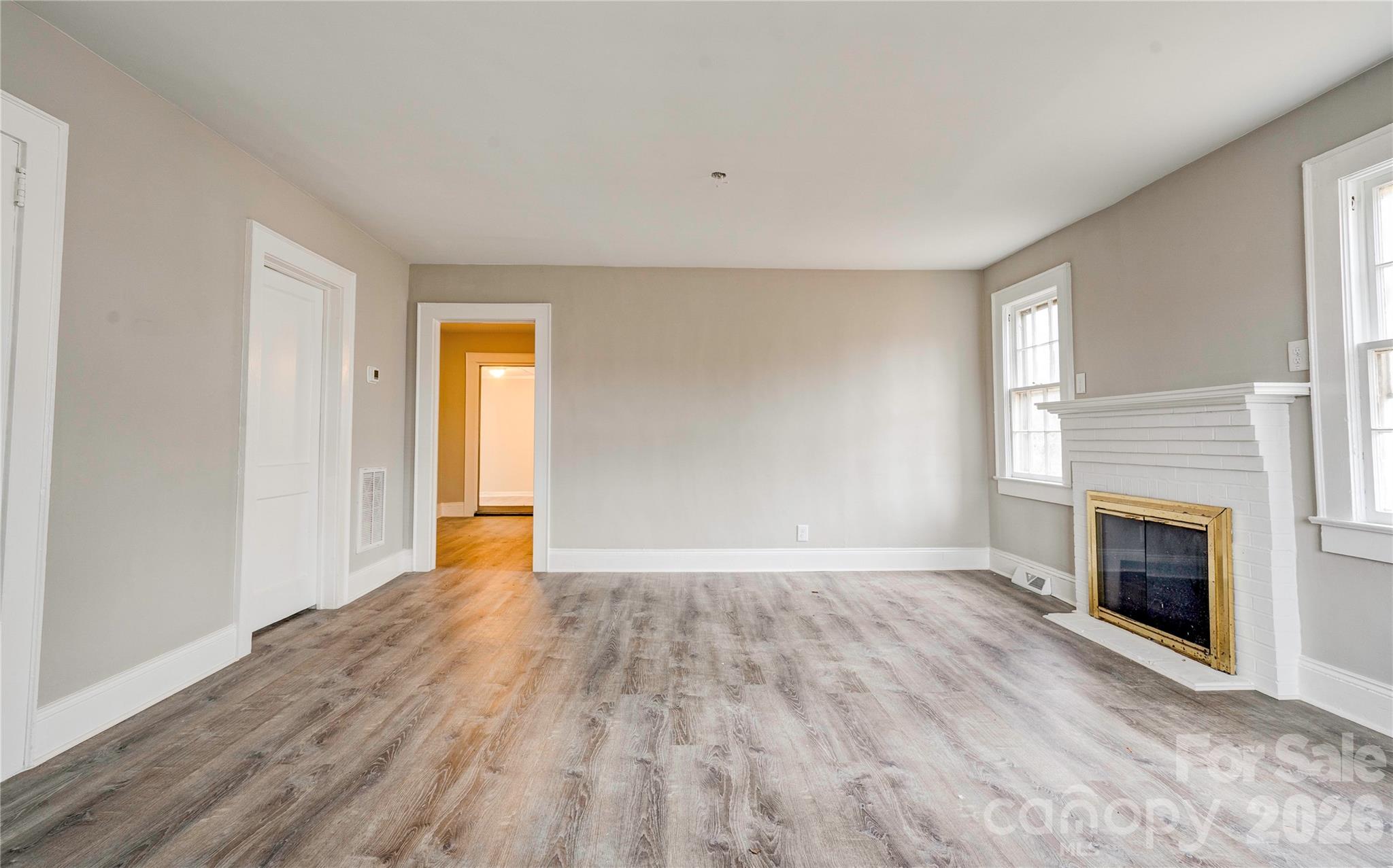 704 Earl Road — Shelby