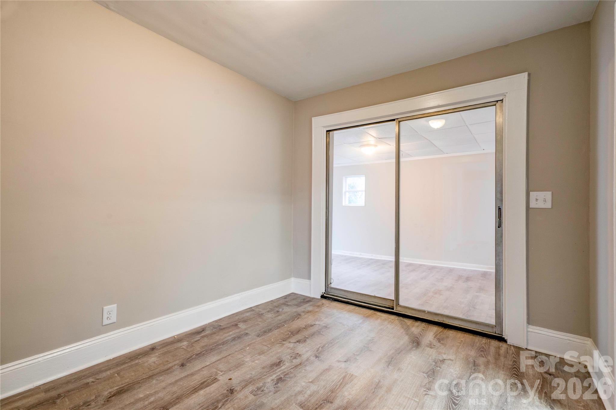 704 Earl Road — Shelby