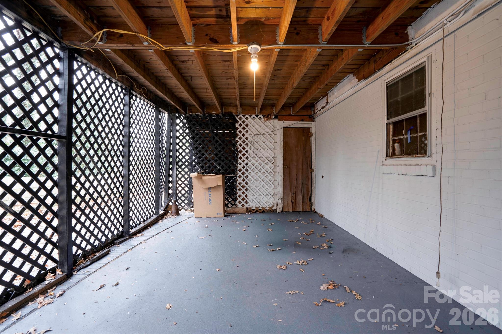 704 Earl Road — Shelby