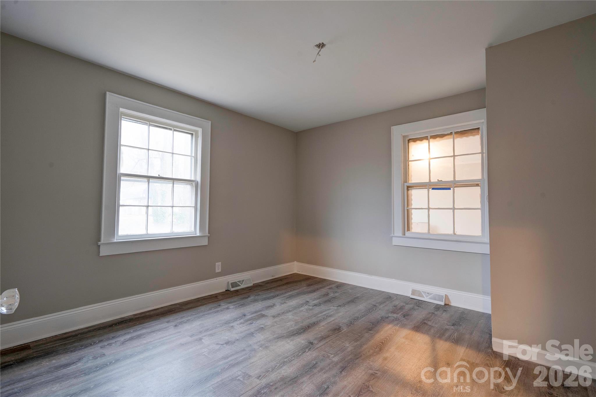 704 Earl Road — Shelby