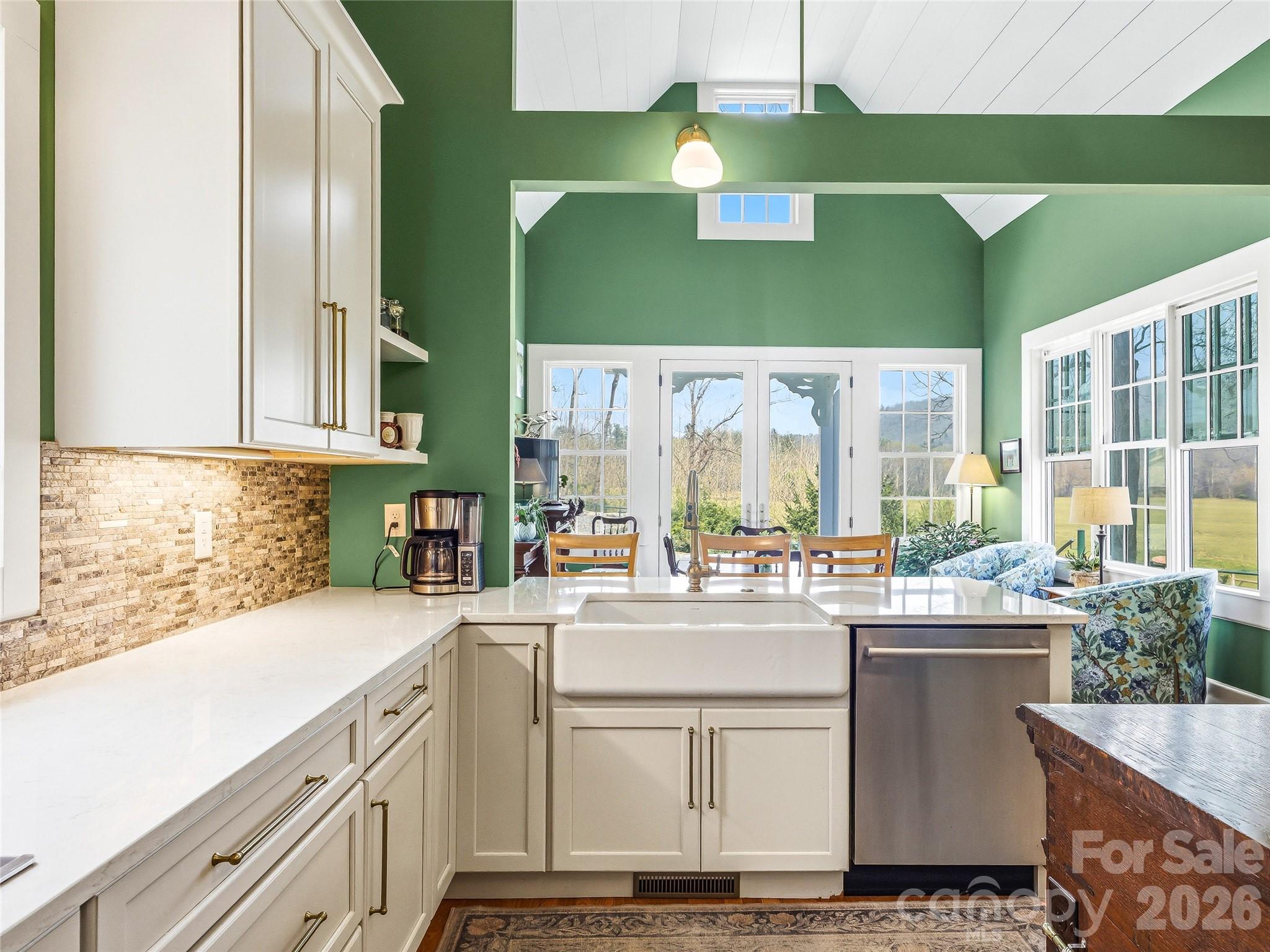 90 Woody Farm Drive — Pisgah Forest