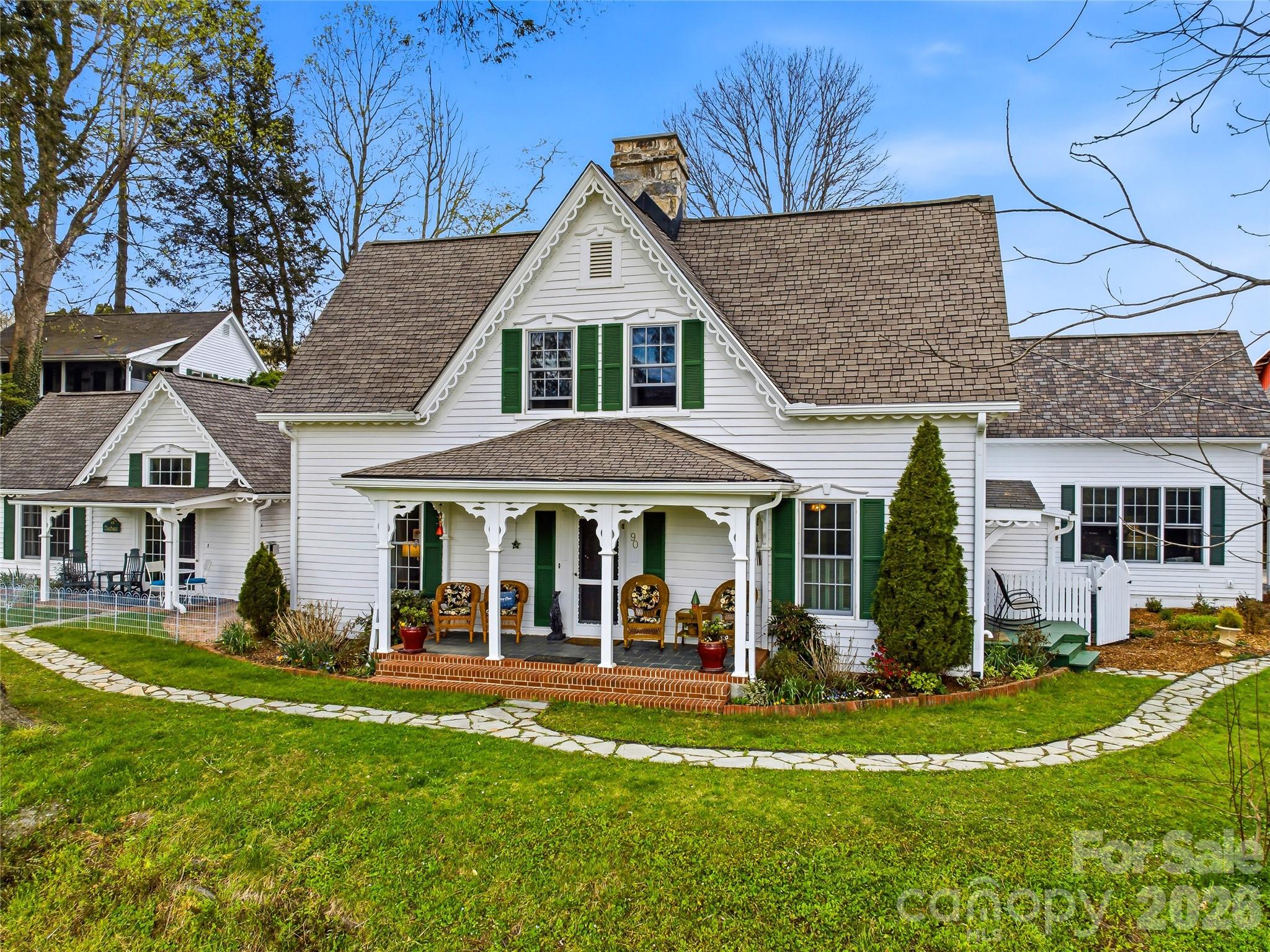 90 Woody Farm Drive — Pisgah Forest