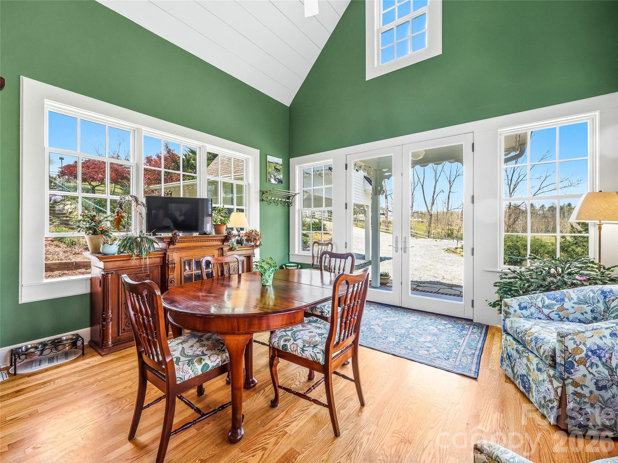 90 Woody Farm Drive — Pisgah Forest