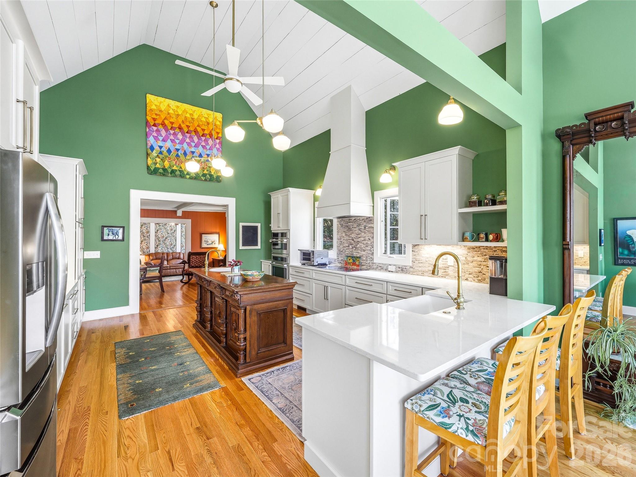 90 Woody Farm Drive — Pisgah Forest