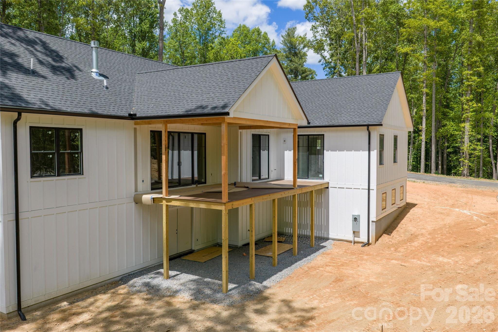 20 Nature Walk Lane — Hendersonville