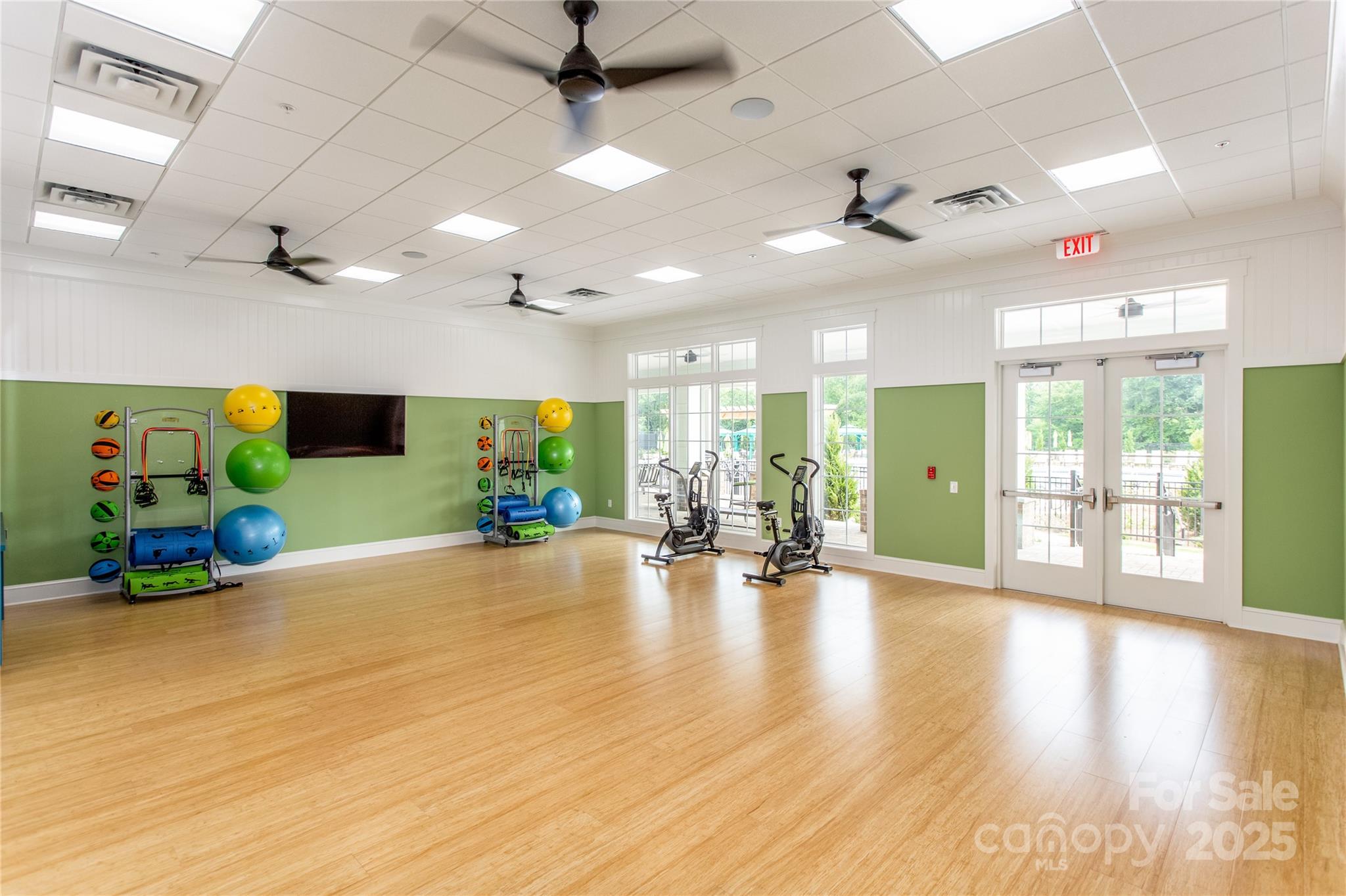 4225 Honey Locust Drive — Charlotte